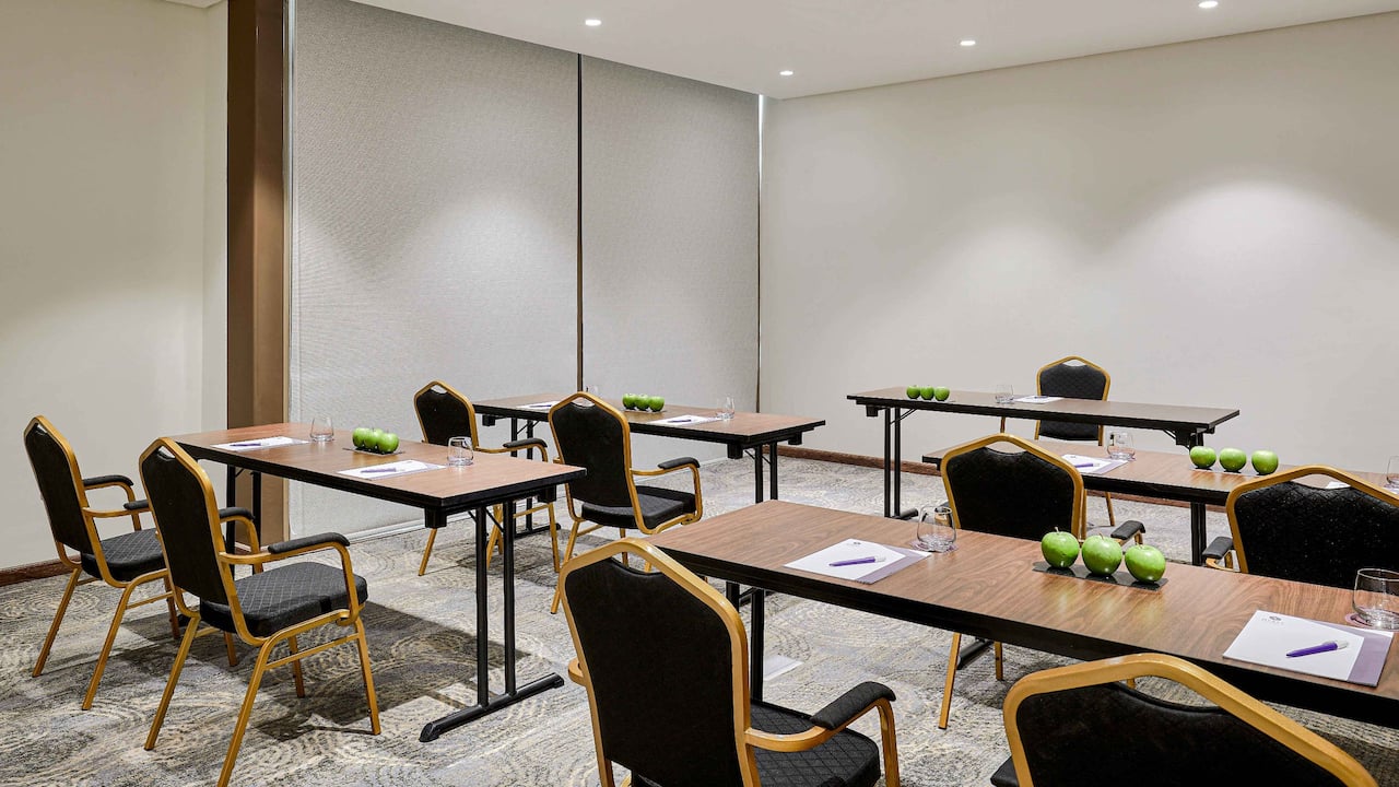 Hyatt Regency Cairo West Regency 1 Classroom