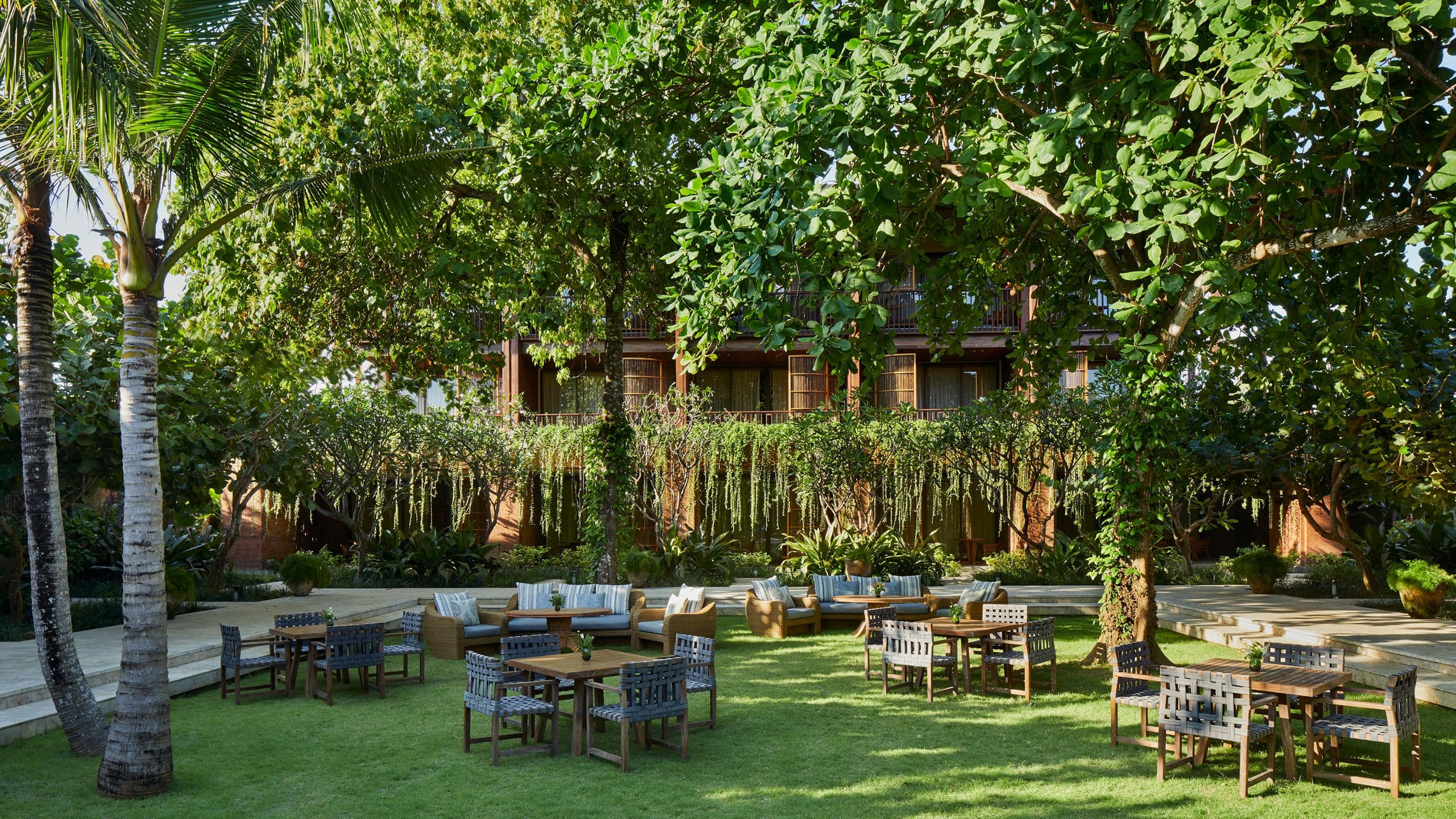 Andaz Bali Daja Courtyard With Setup