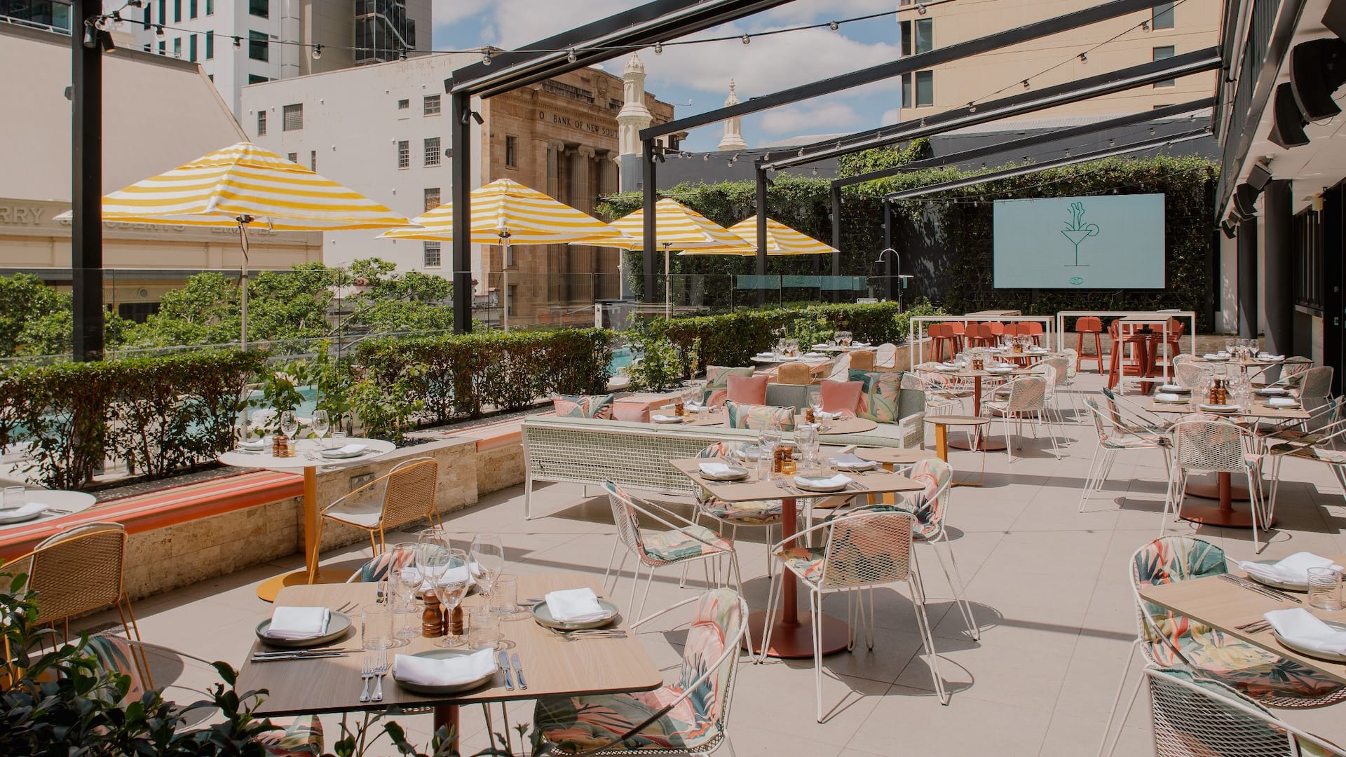 Hyatt Regency Brisbane Hibiscus Room Seating Daytime