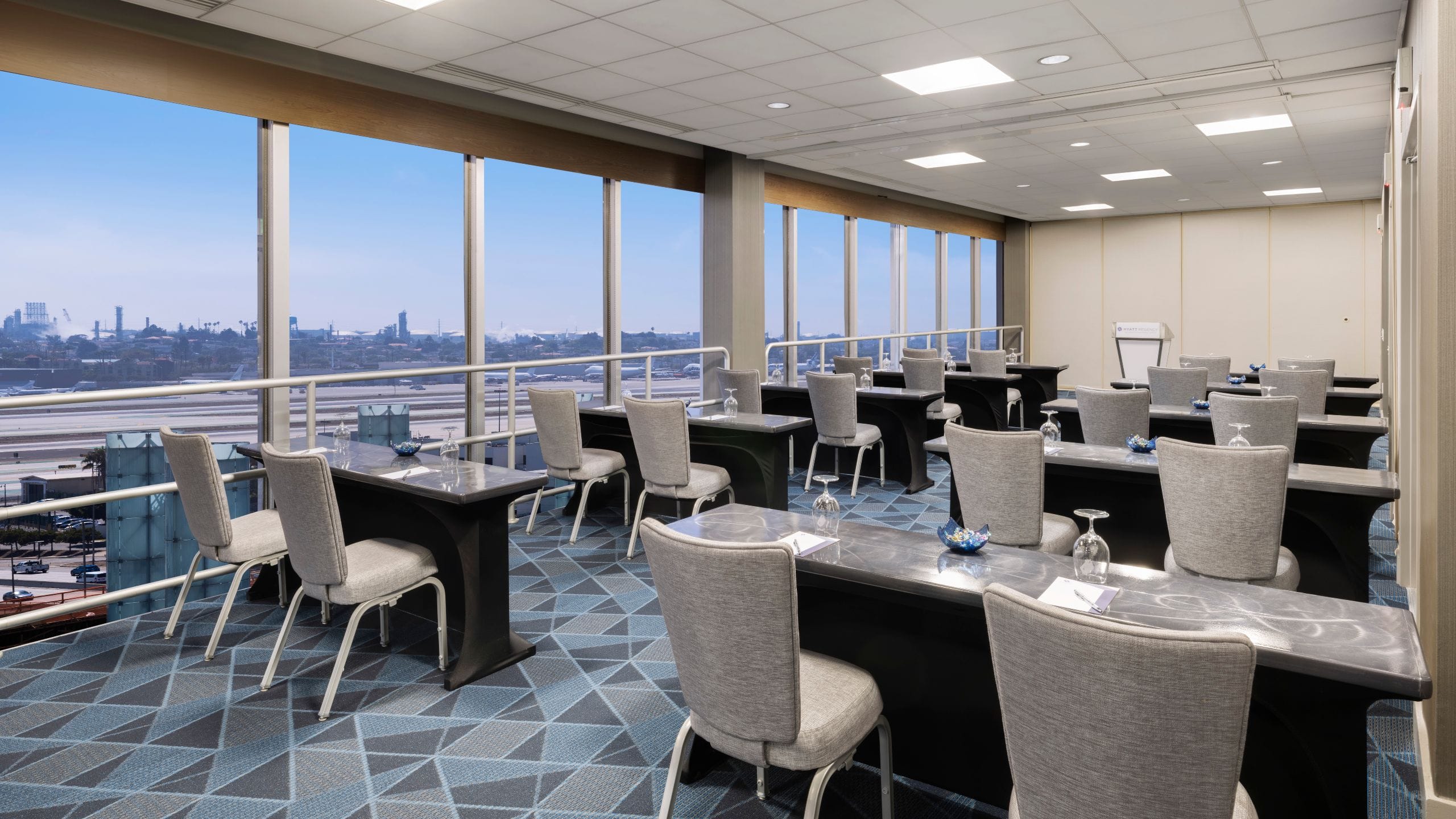 Hyatt Regency Los Angeles International Airport City View Classroom