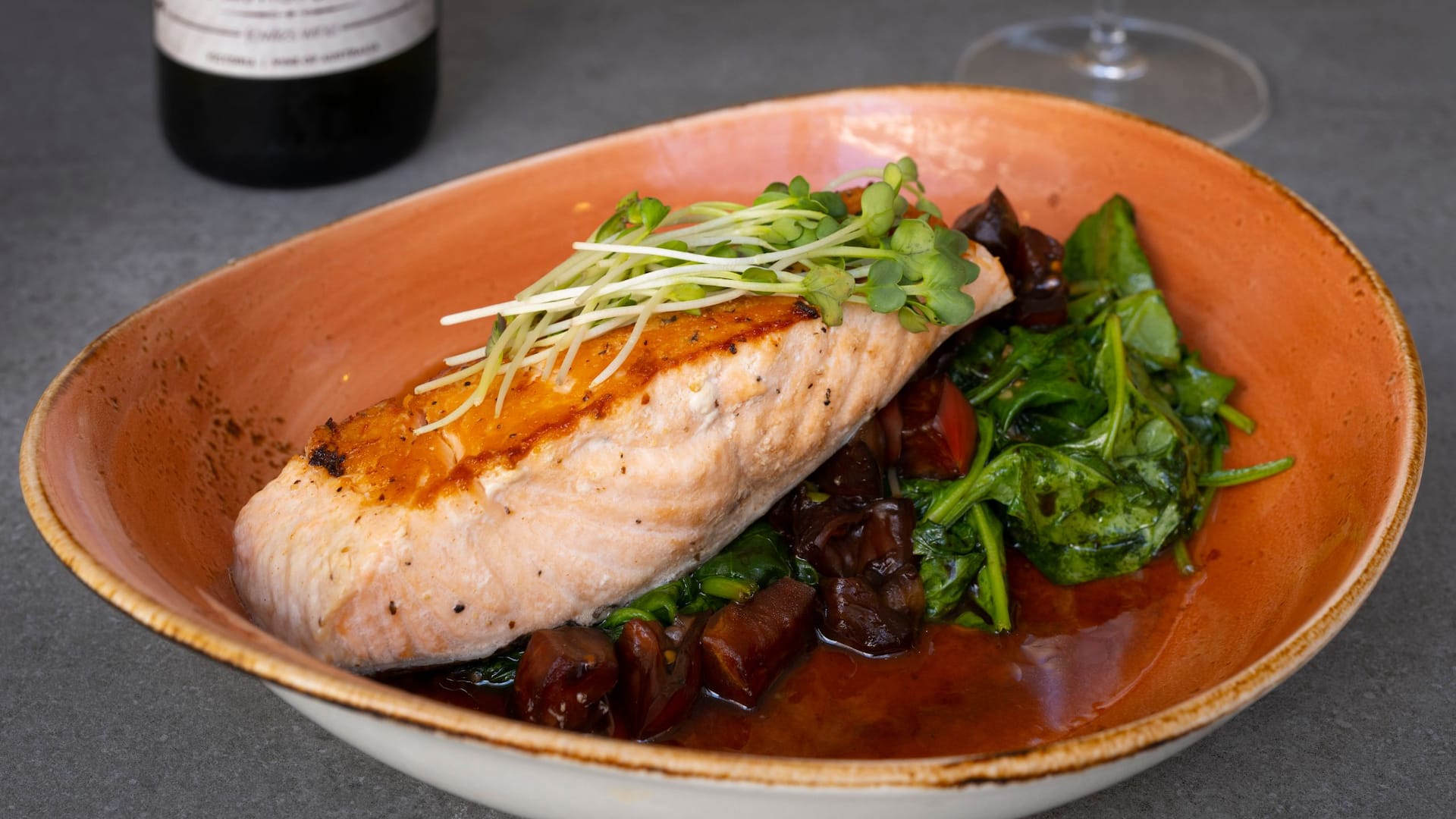 Hyatt Regency Los Angeles International Airport Unityla Salmon