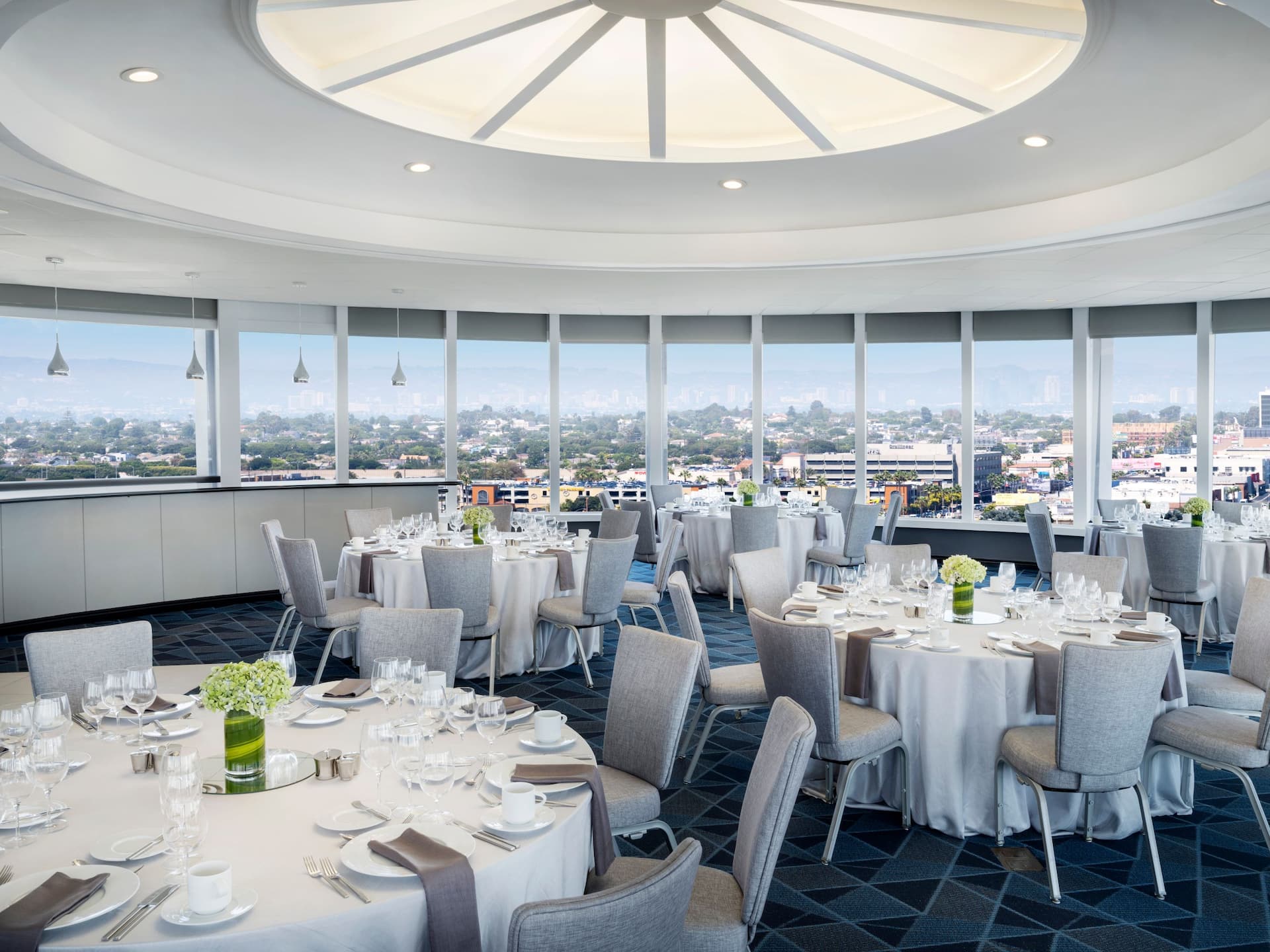 Hyatt Regency Los Angeles International Airport Penthouse 280 Dinner Downtown View