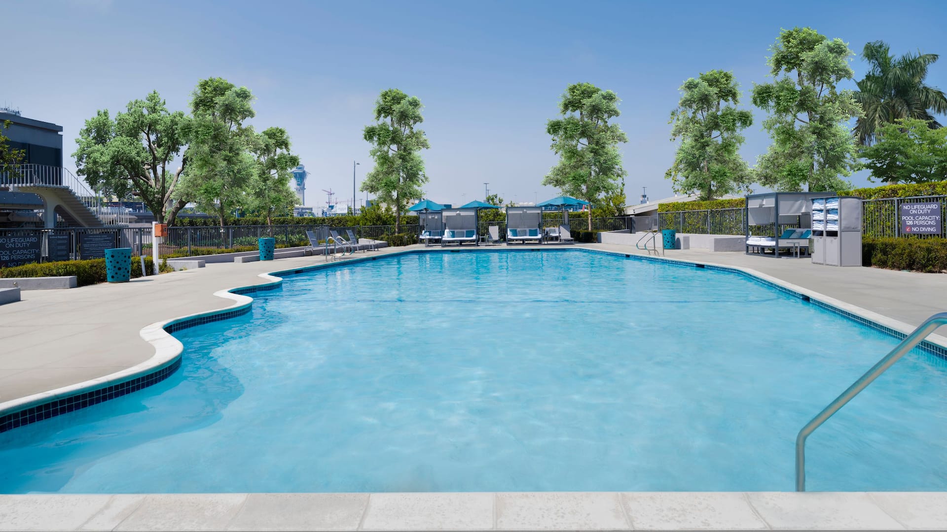 Hyatt Regency Los Angeles International Airport Pool