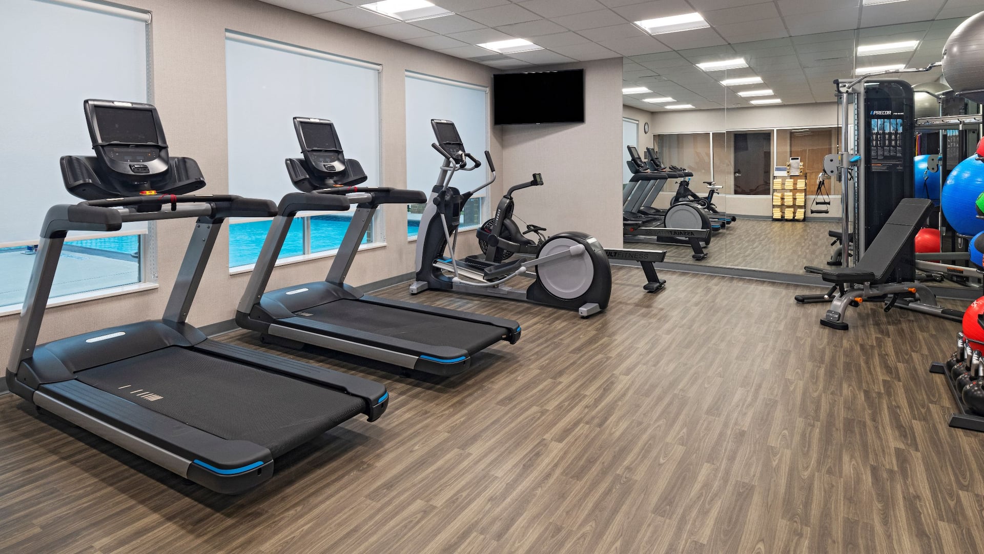 Hyatt Place Austin / Lake Travis / Four Points Fitness Center