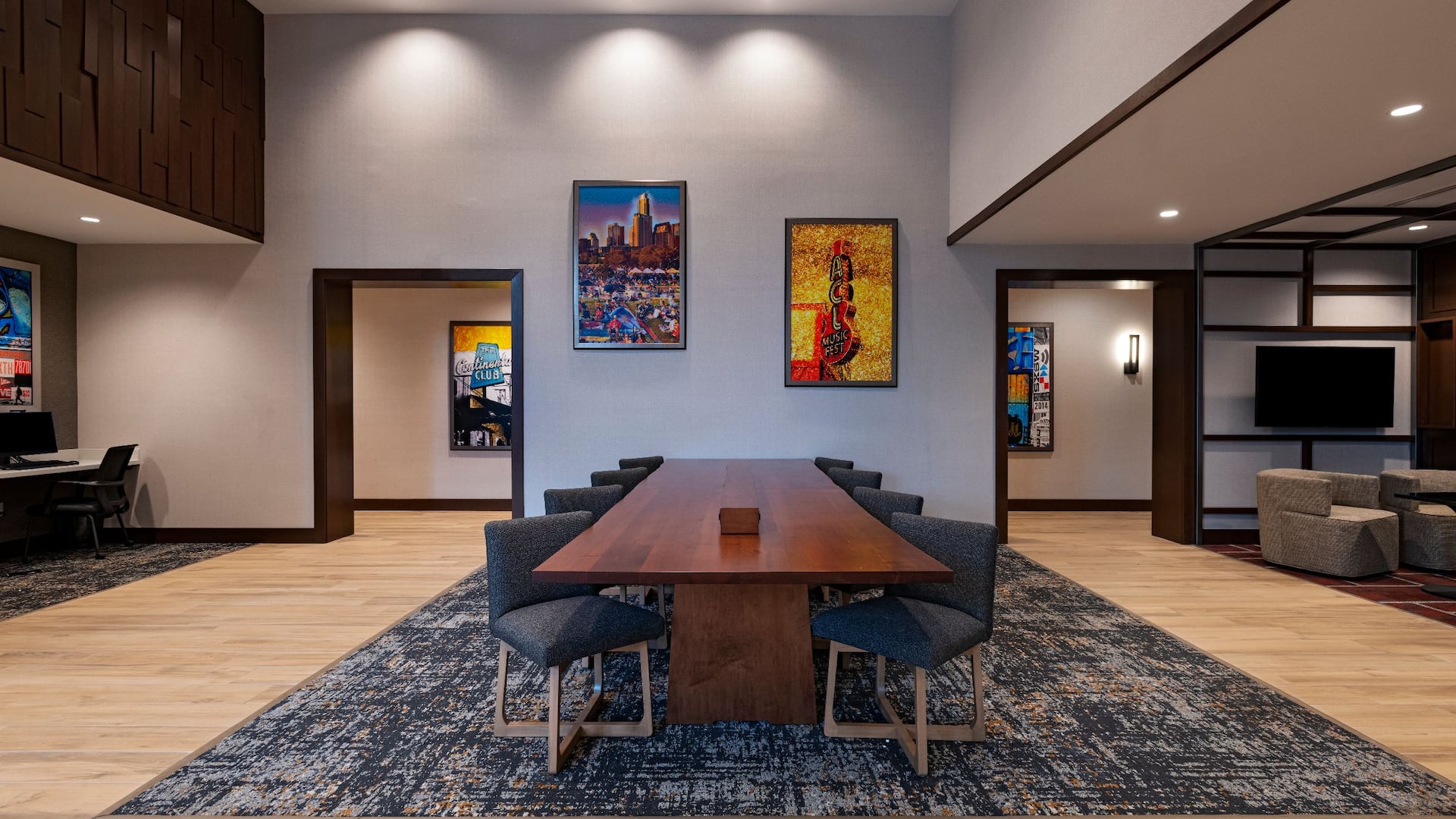 Hyatt Place Austin / Lake Travis / Four Points Gallery Entrance