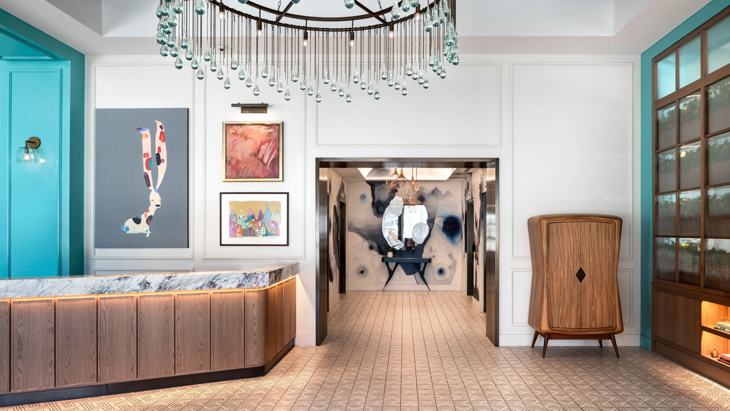 Hyatt Centric Downtown Nashville Lobby Front Desk To Elevator