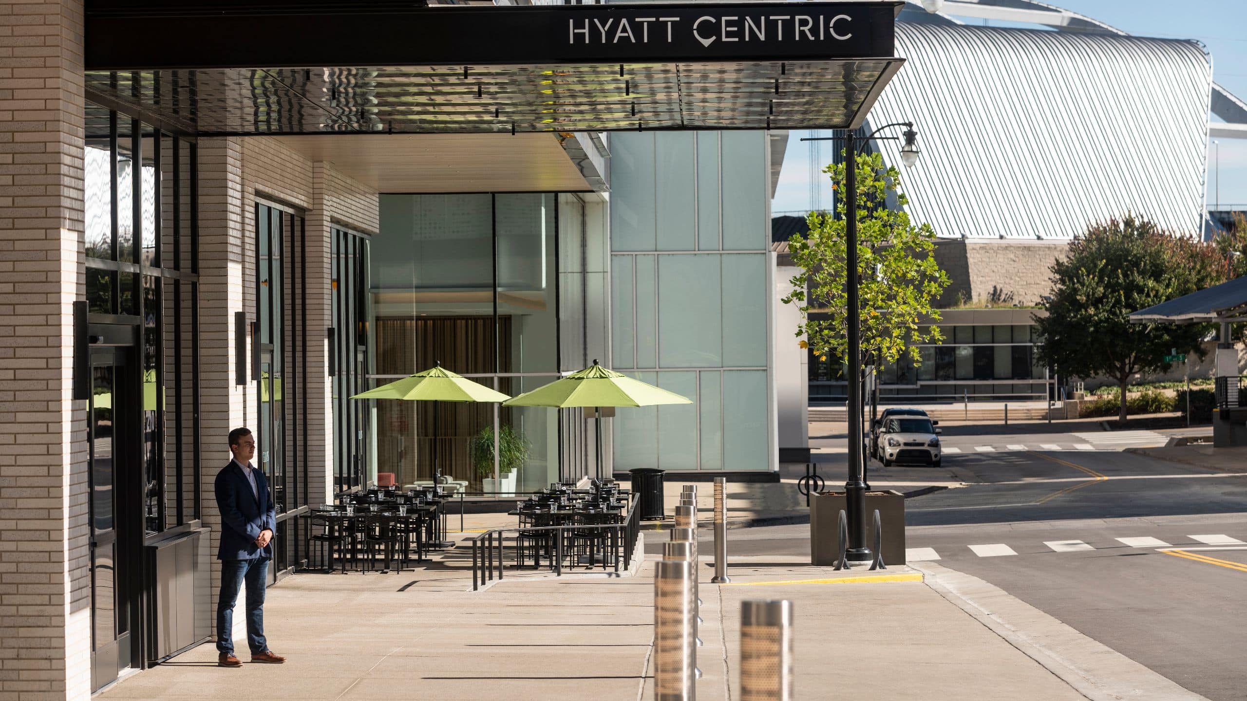 Hyatt Centric Downtown Nashville Hotel Entrance Daytime Man