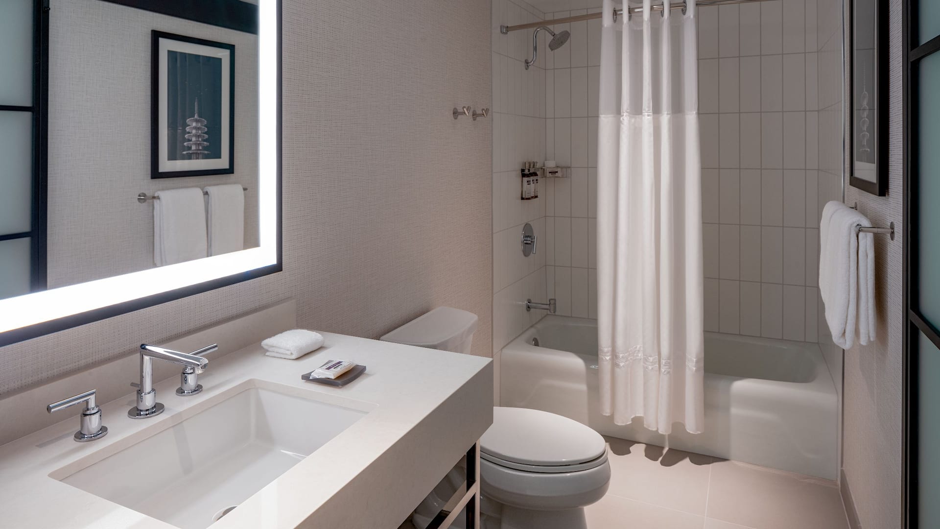 2 de 5 Hyatt Regency San Francisco Double Guestroom Bath