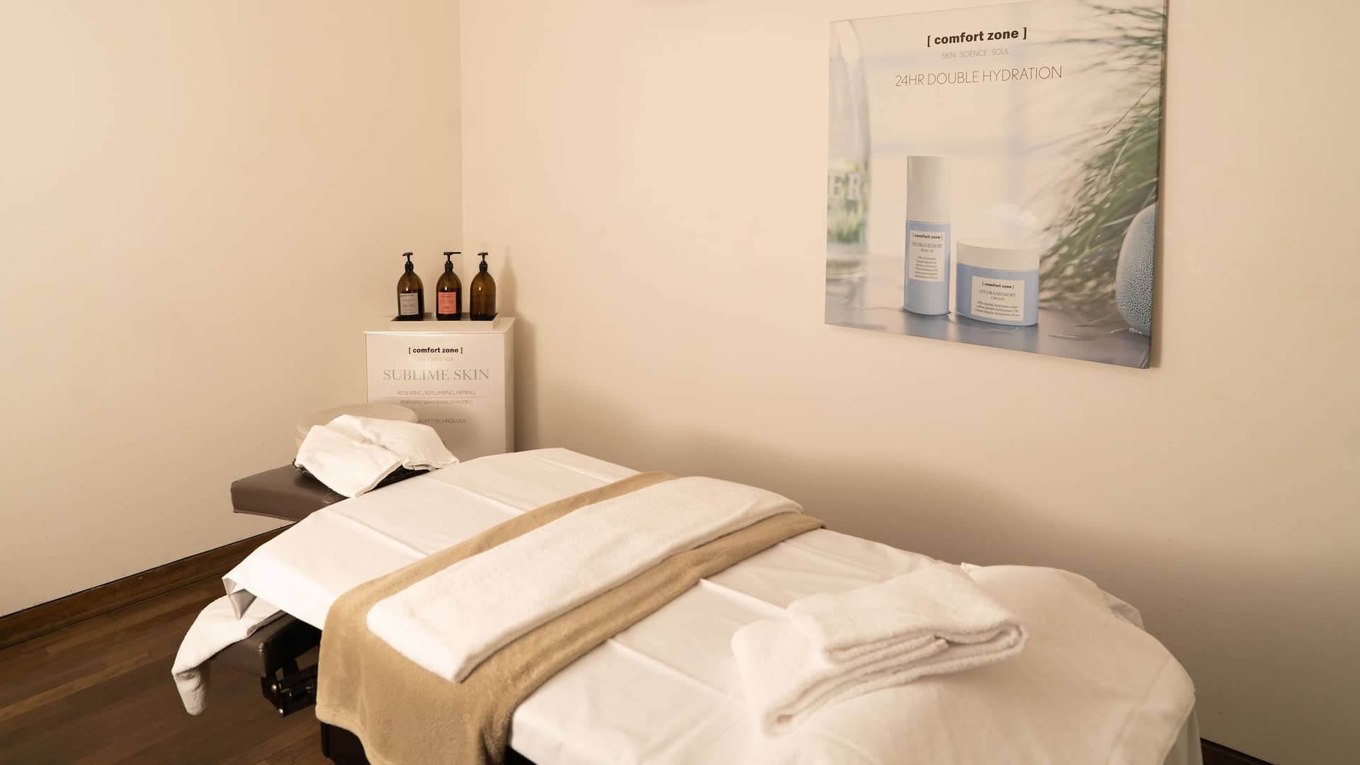 Grand Hyatt Berlin Spa Treatment Room