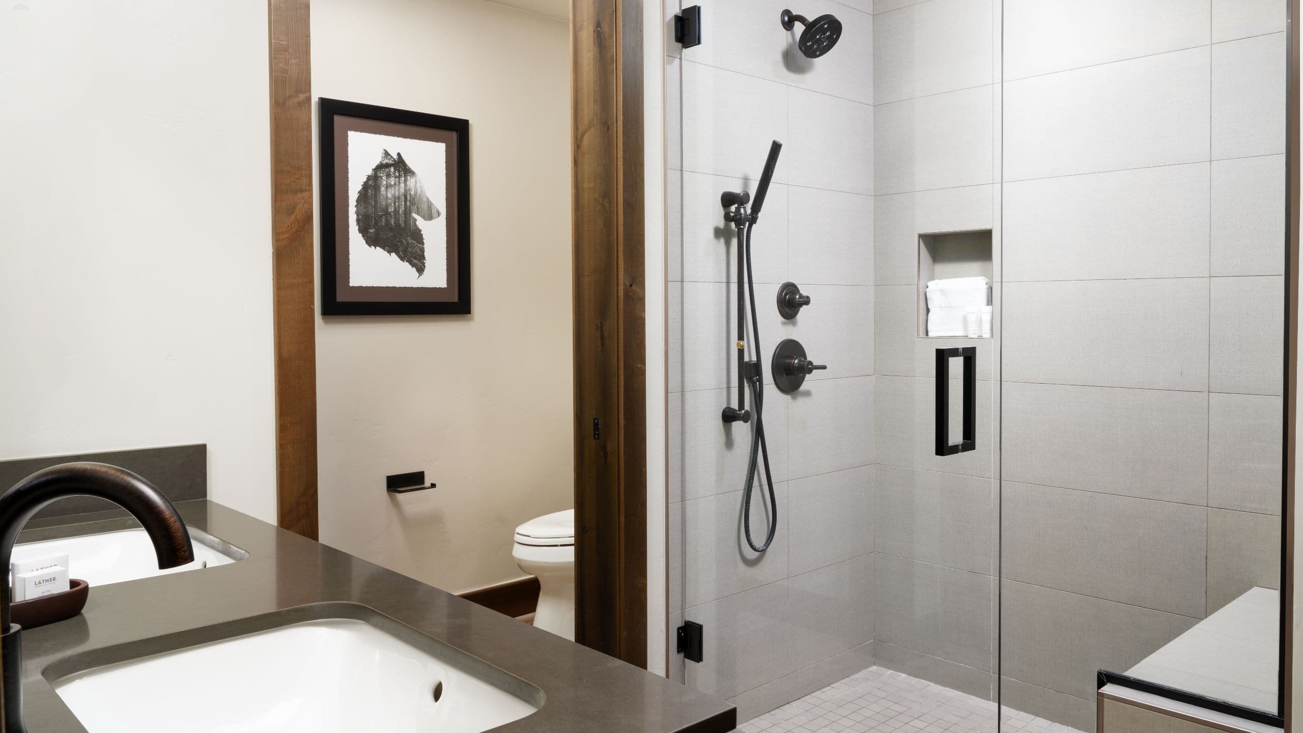 3/3 The Ranahan Two Bedroom Villa Walk In Shower