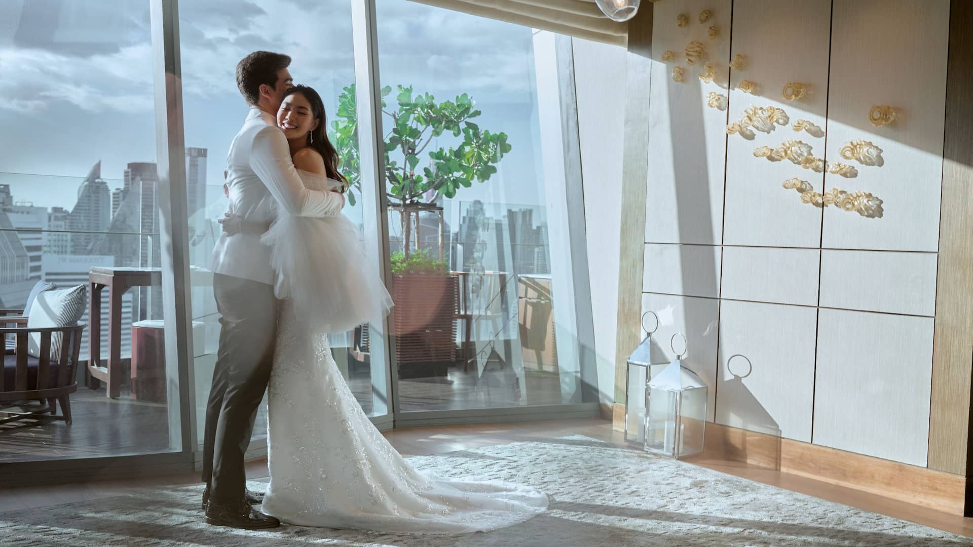 Hyatt Regency Bangkok Sukhumvit Rooftop Wedding Private Room