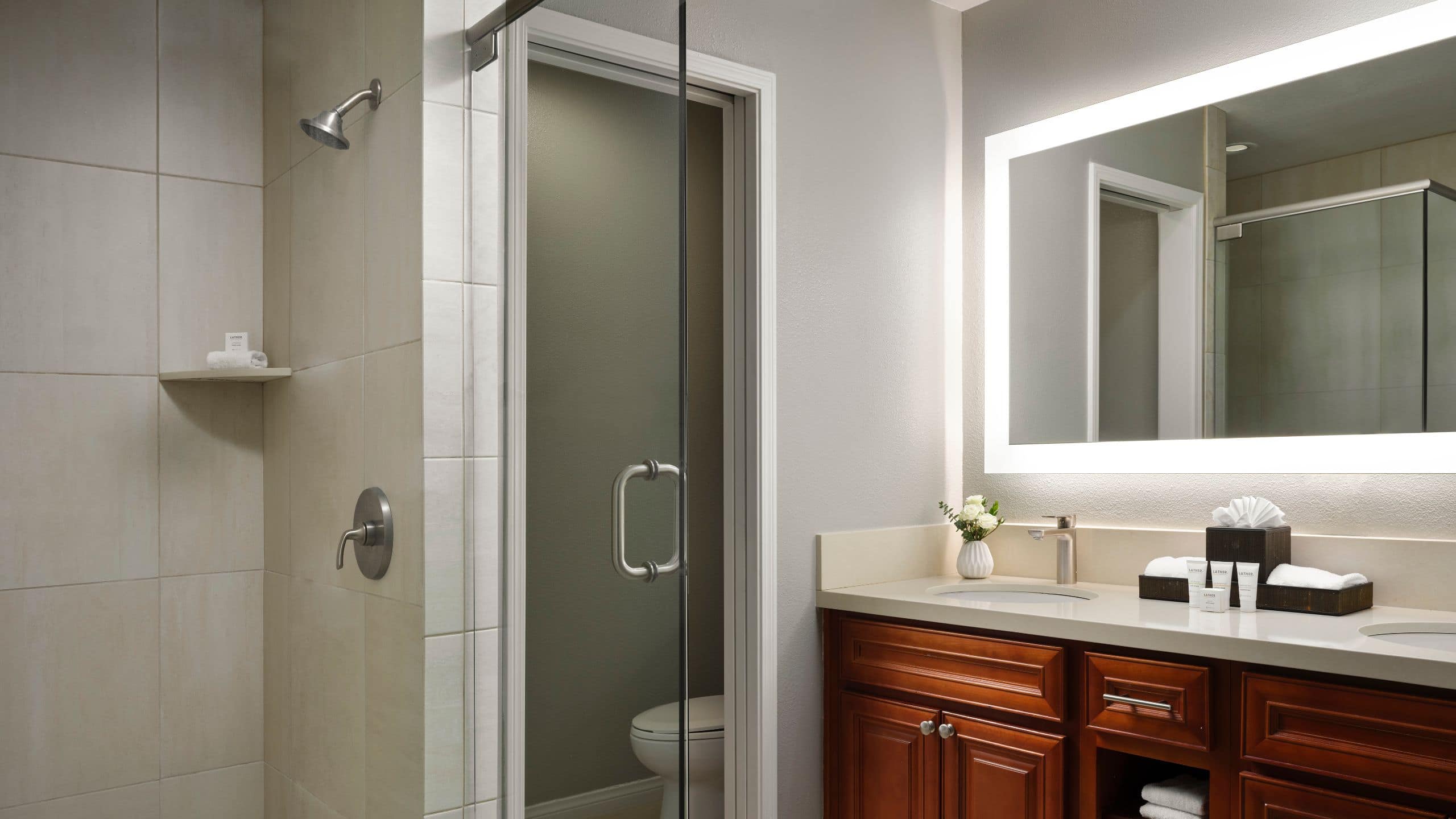 3/4 The Welk Villas On The Greens One Bedroom Suite Bathroom