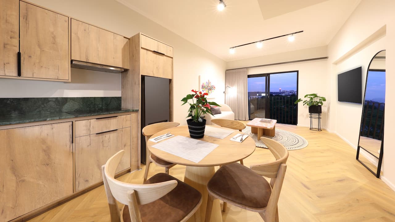 One Bedroom Suite In Rosebank 