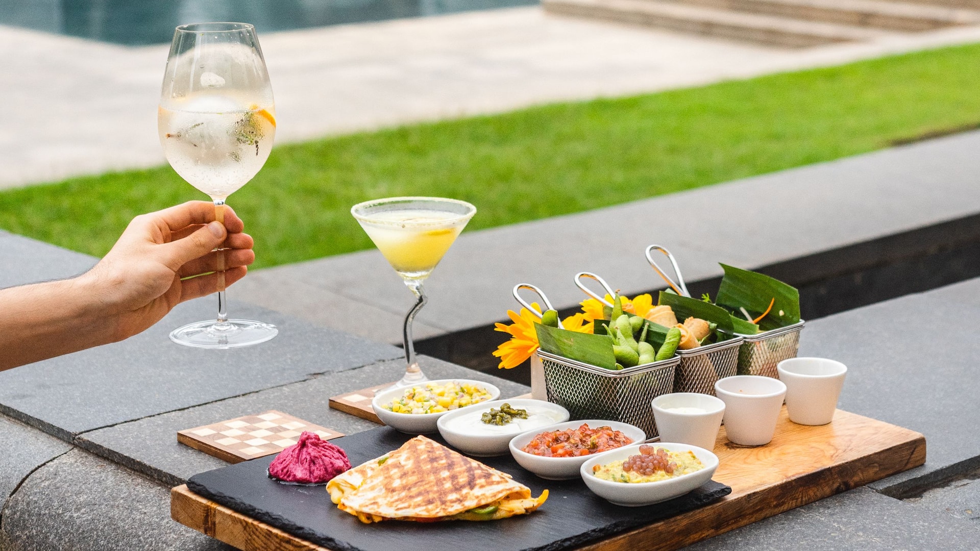 Grand Hyatt Goa Pool Bar
