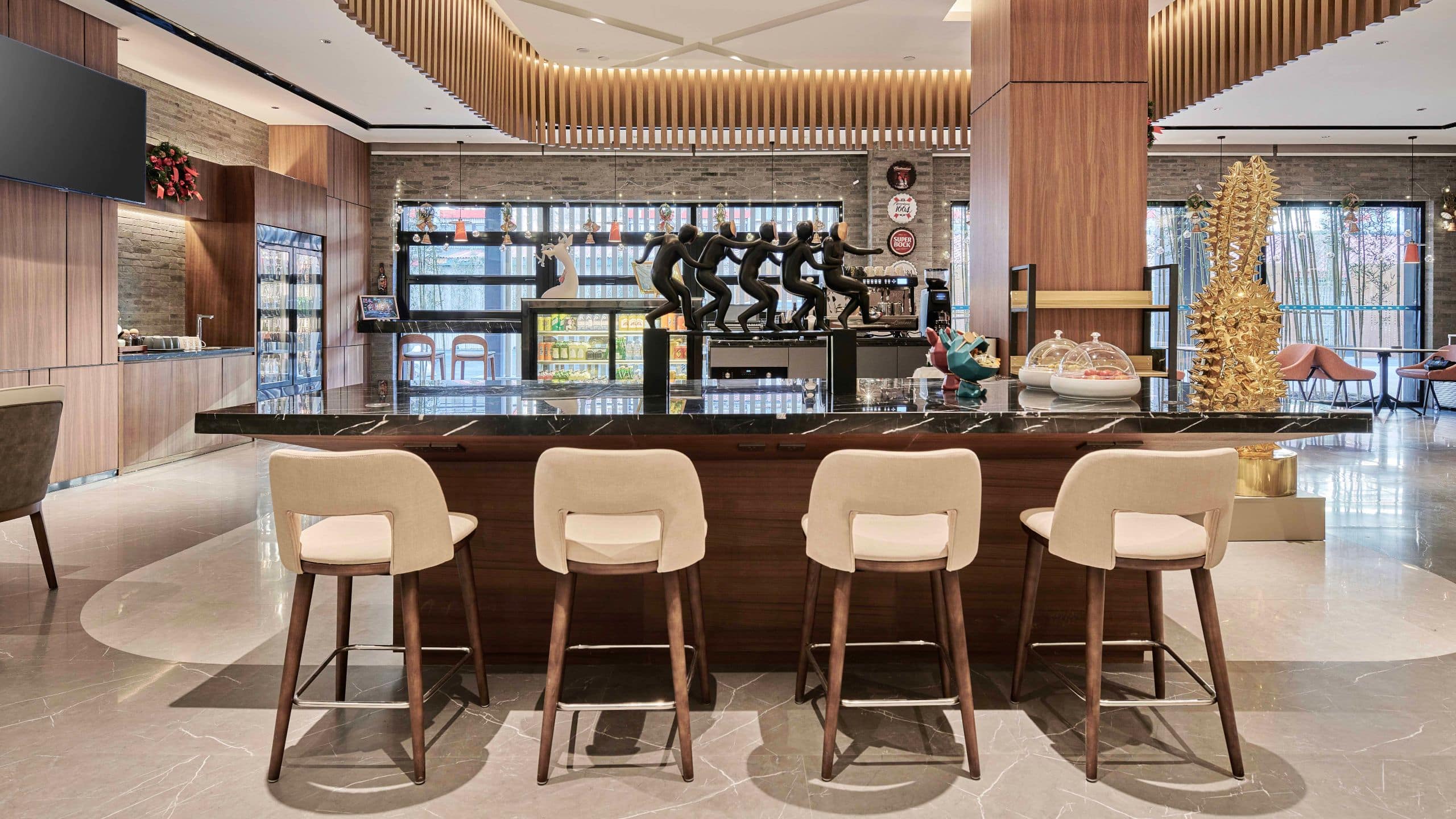 UrCove Beijing International Exhibition Center Bar