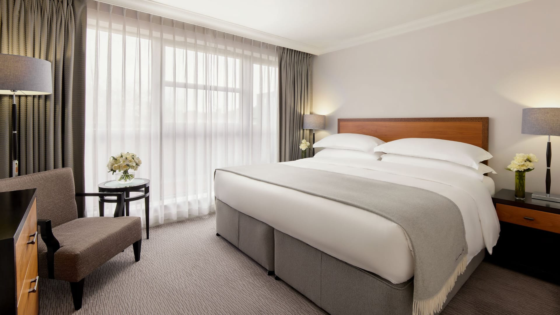 3 of 8 Hyatt Regency London - The Churchill Regency Balcony Suite Bedroom
