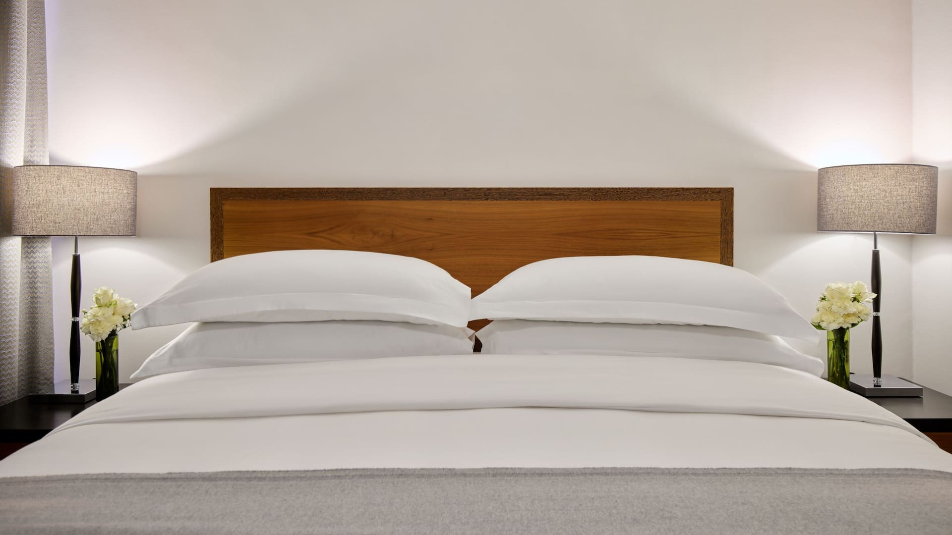 4 of 6 Hyatt Regency London - The Churchill Regency Suite Bedroom Details