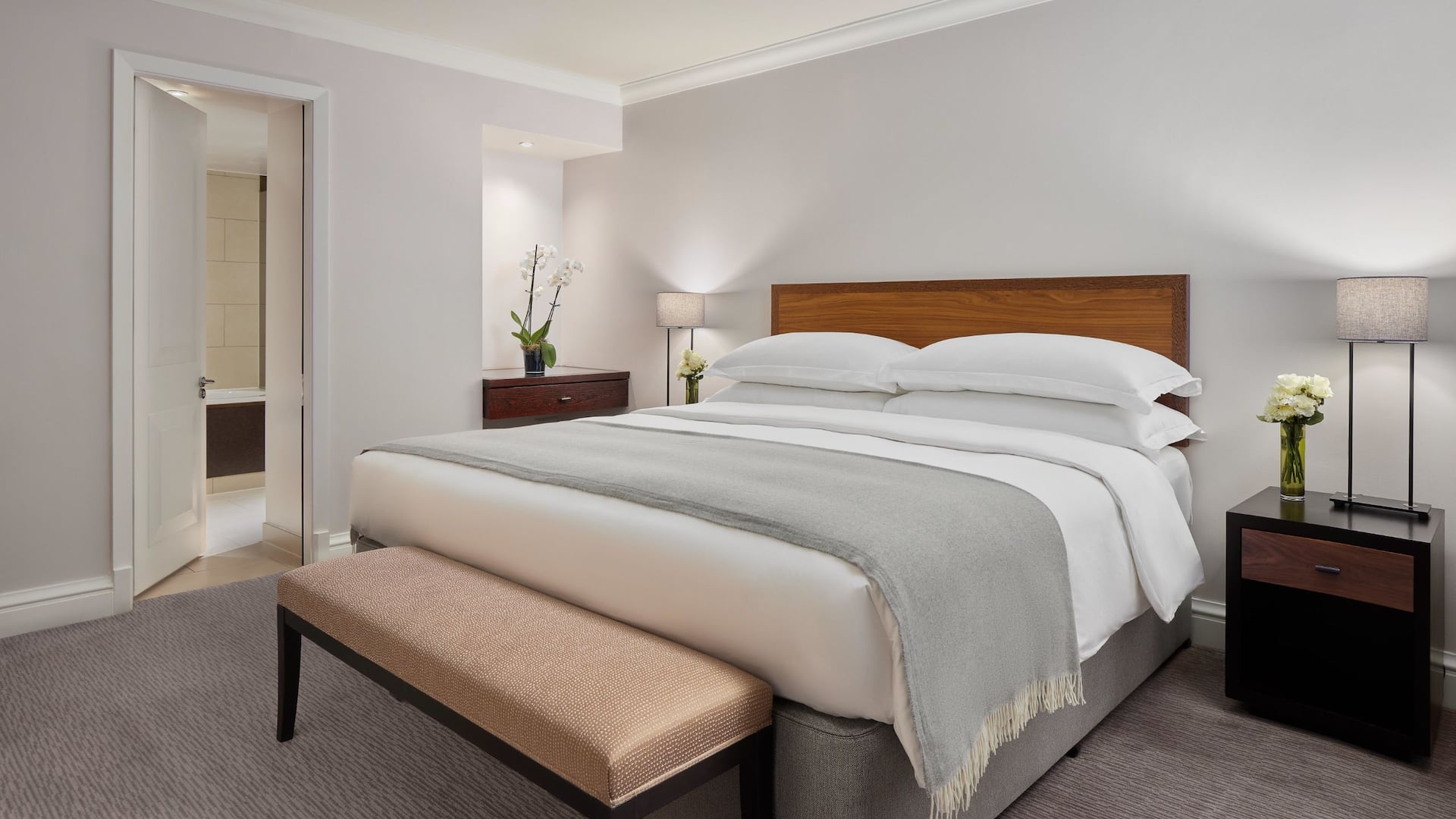 2 of 6 Hyatt Regency London - The Churchill Regency Suite Bedroom