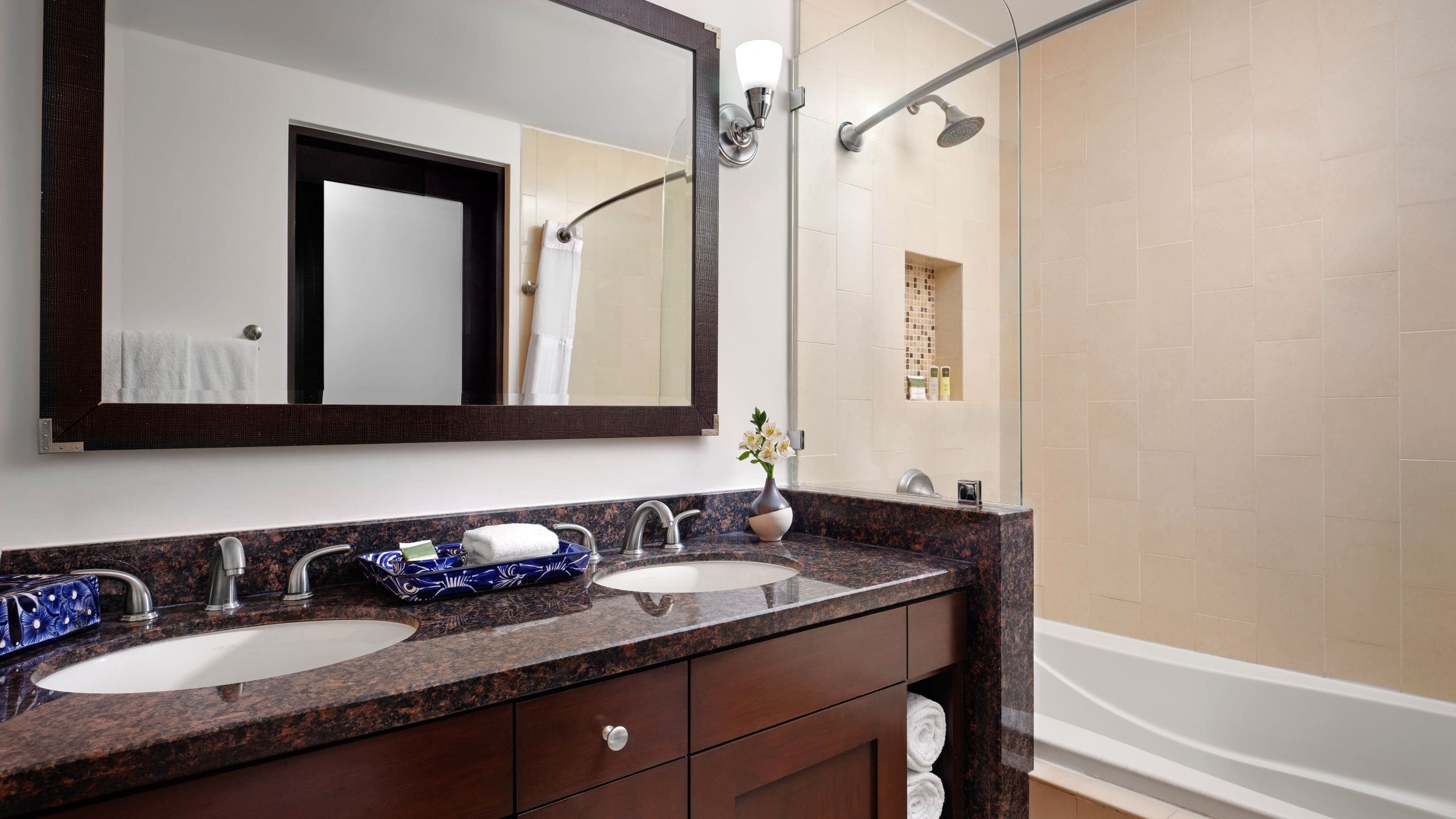4 of 6 Sirena Del Mar One Bedroom Deluxe Suite Master Bathroom