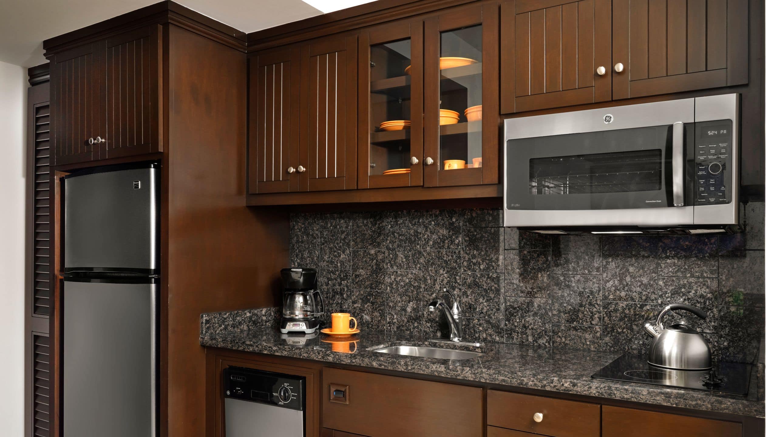 2 of 6 Sirena Del Mar One Bedroom Deluxe Suite Kitchen