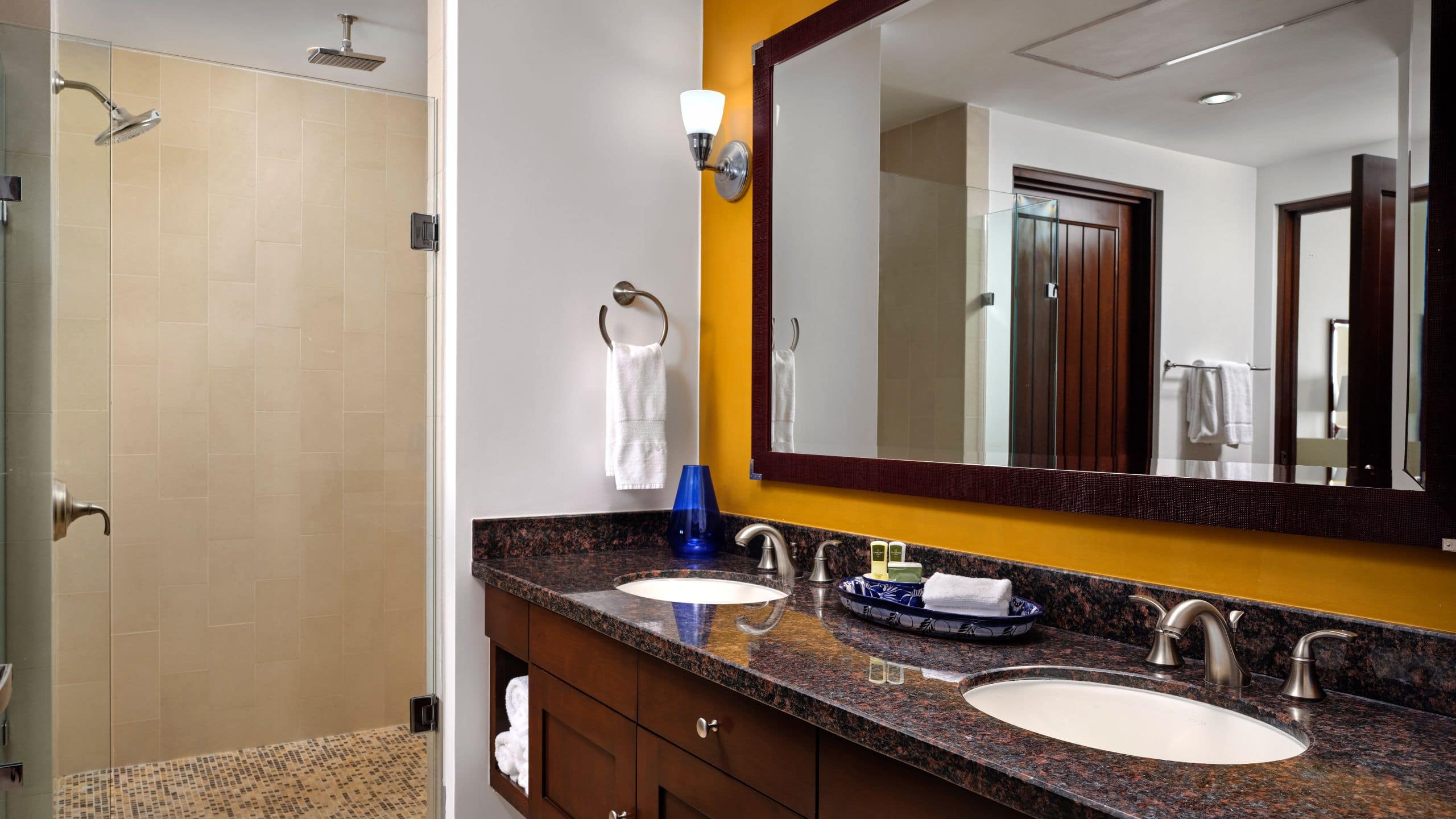 5 of 5 Sirena Del Mar One Bedroom Premiere Villa Master Bathroom