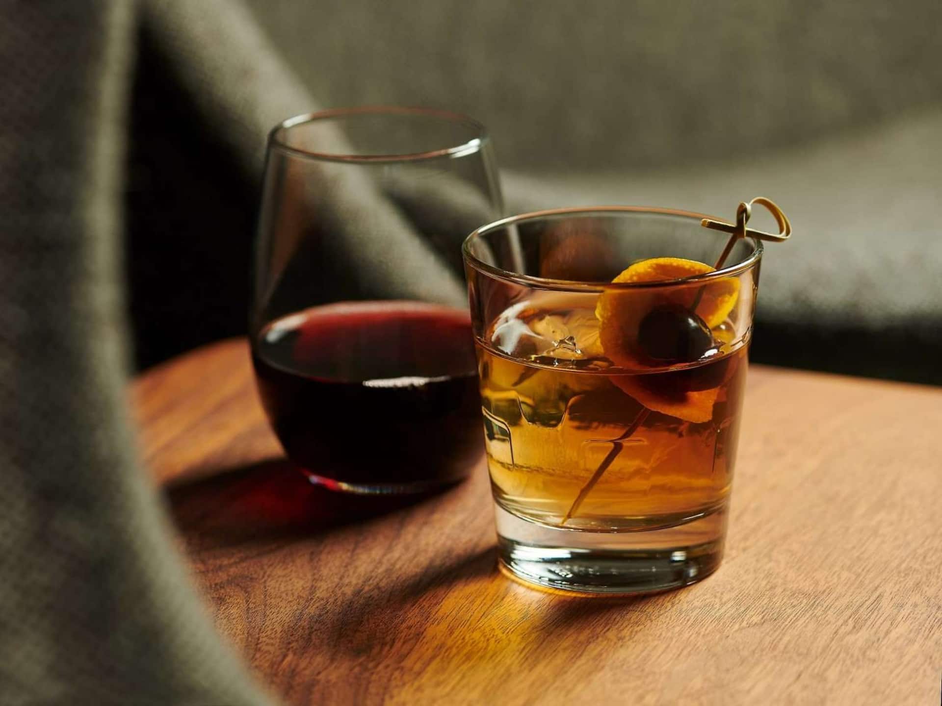 Hyatt HouseHyatt Place HP_P0475 Old Fashion Whiskey Cocktail And Red Wine