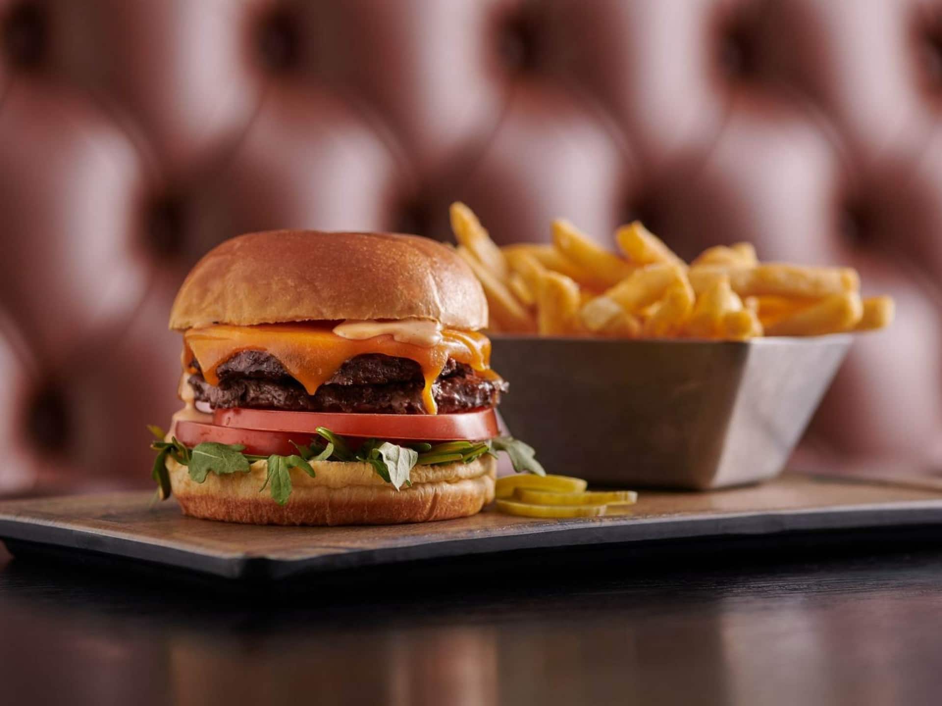Hyatt HouseHyatt Place HP_P0479 Cheeseburger And Fries
