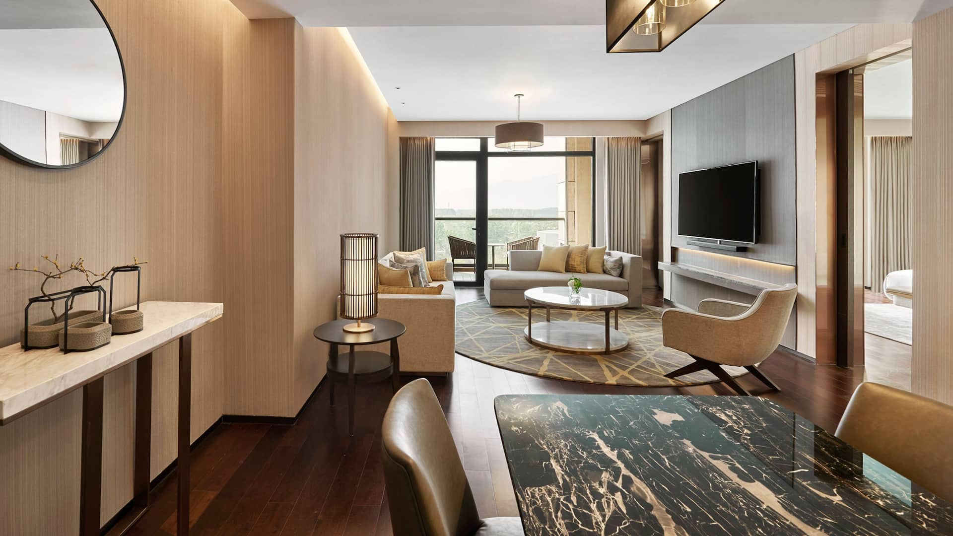 1/1 Hyatt Regency Beijing Shiyuan Executive Suite Living Room