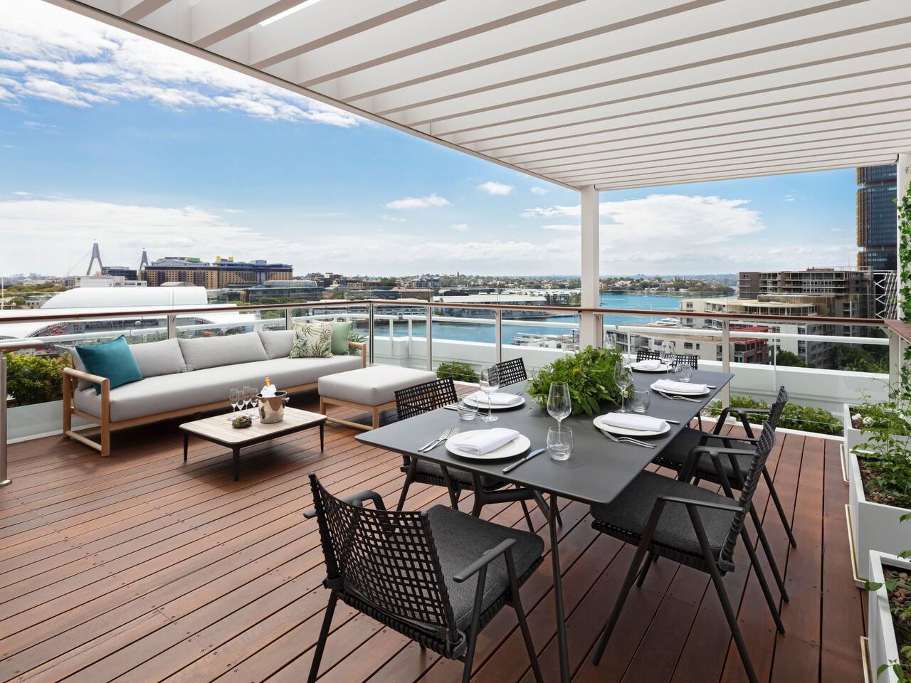 Sydney Terrace Suite 