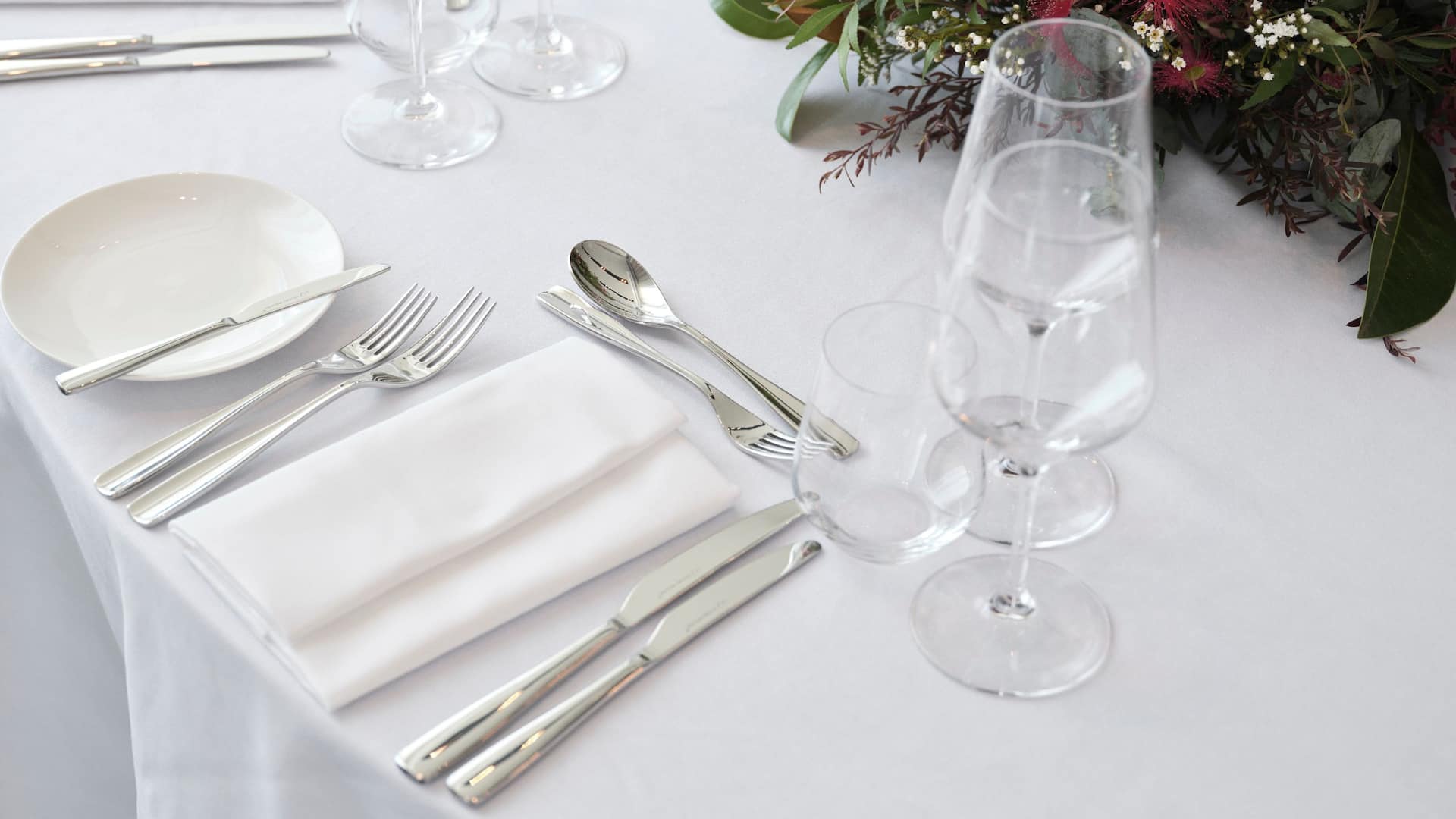 Hyatt Place Melbourne Caribbean Park Meeting Place Plate Setting