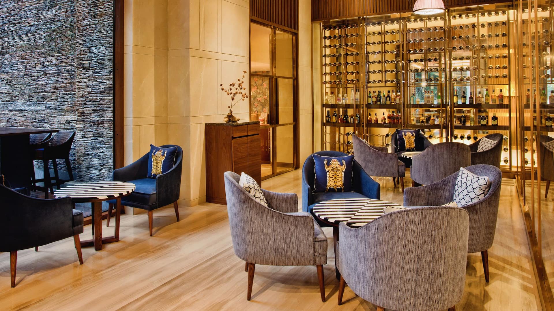 Hyatt Regency Dharamshala Resort Bar Seating