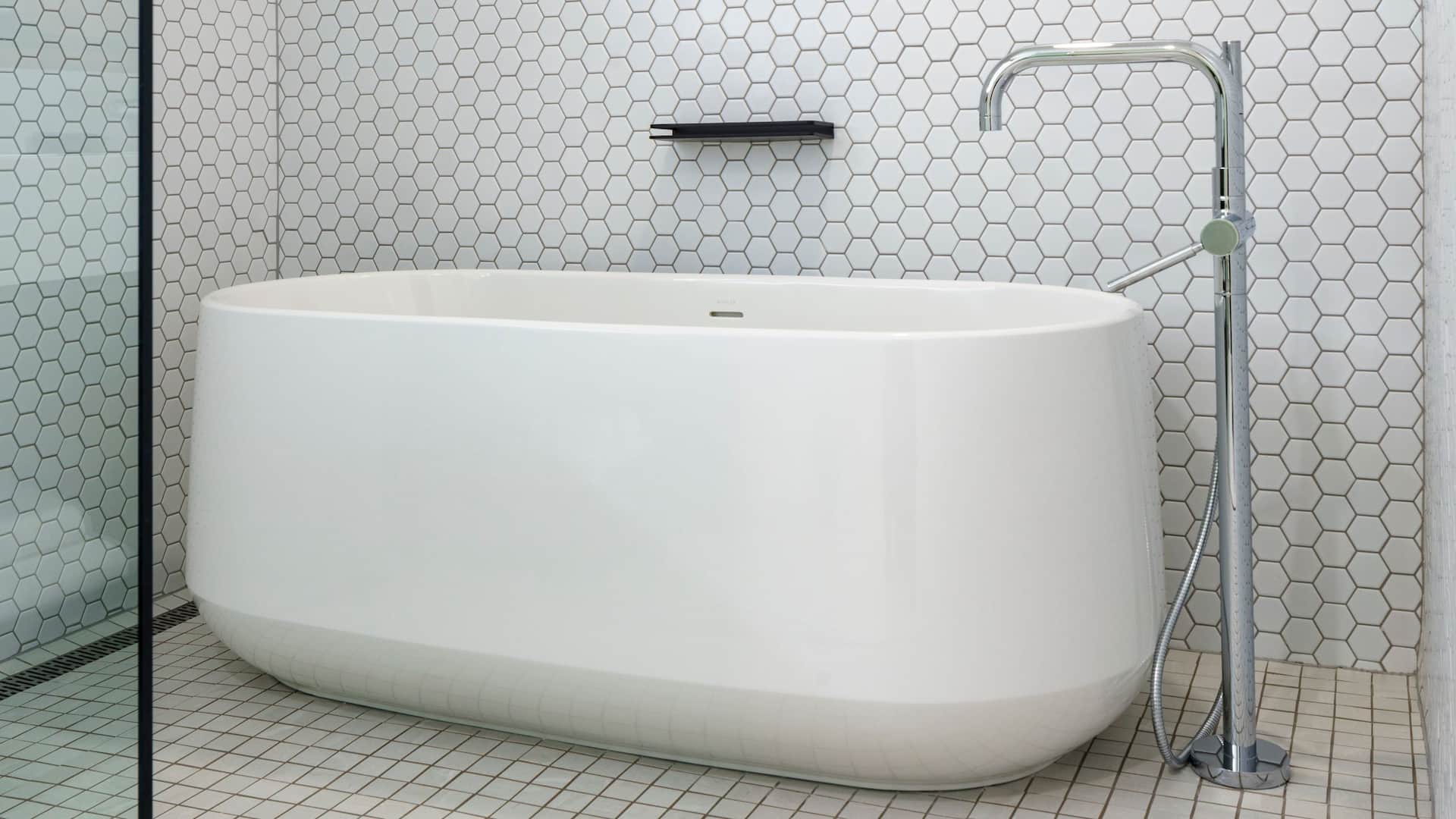 6 of 8 Hyatt Centric Buckhead Atlanta Buckhead Suite Soaking Tub