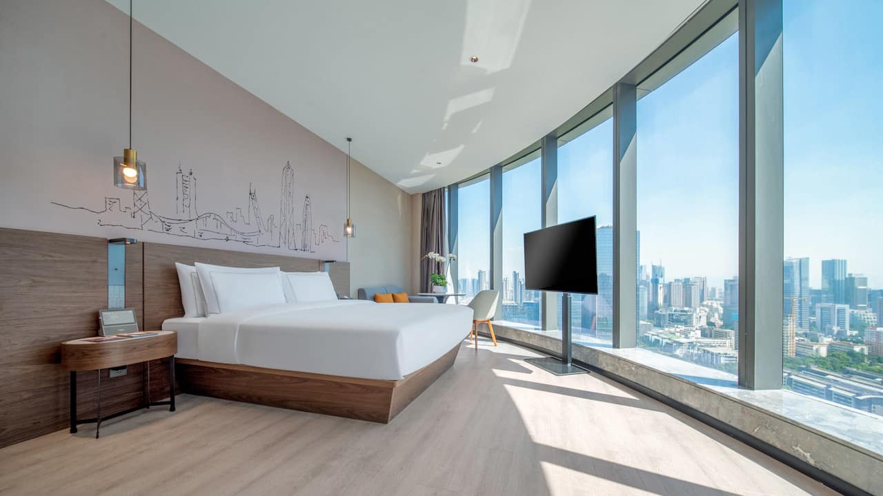 UrCove Shenzhen Nanshan Science and Technology Park King Bed Window