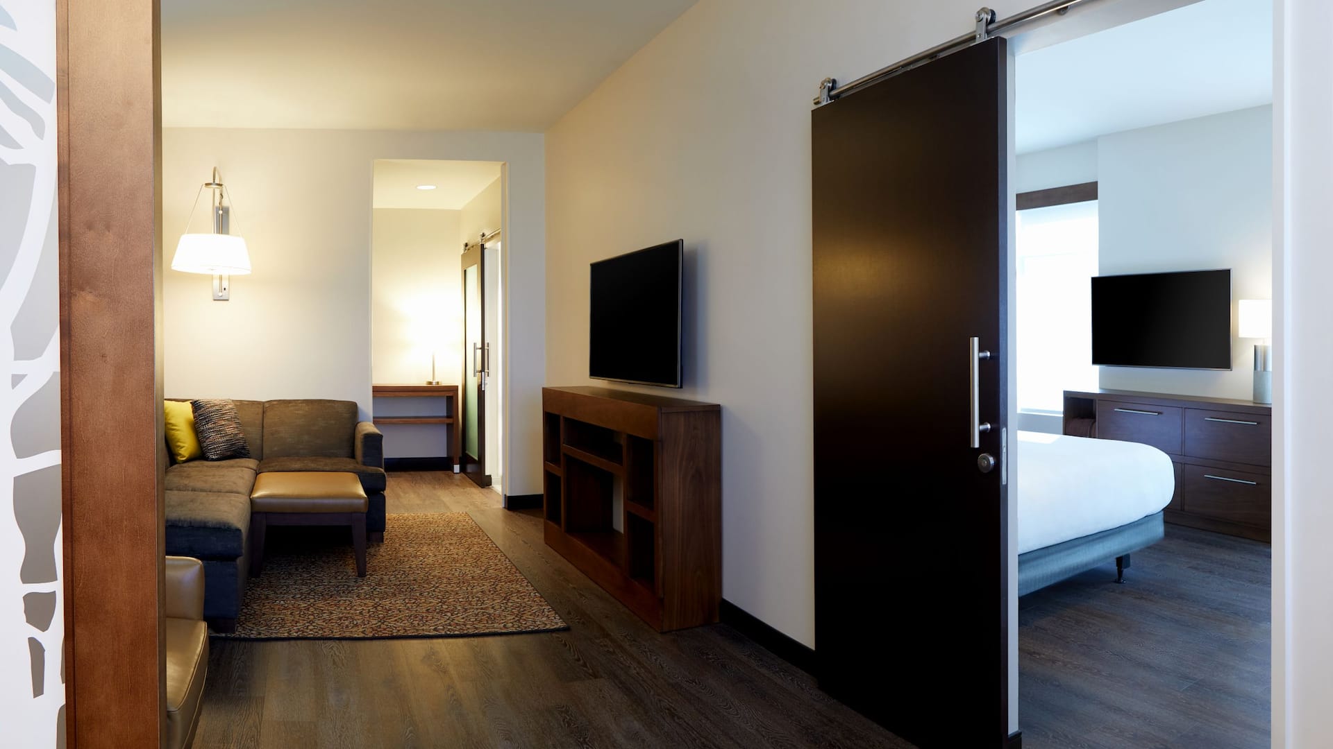 Hyatt Place Las Vegas at Silverton Village Suite Layout