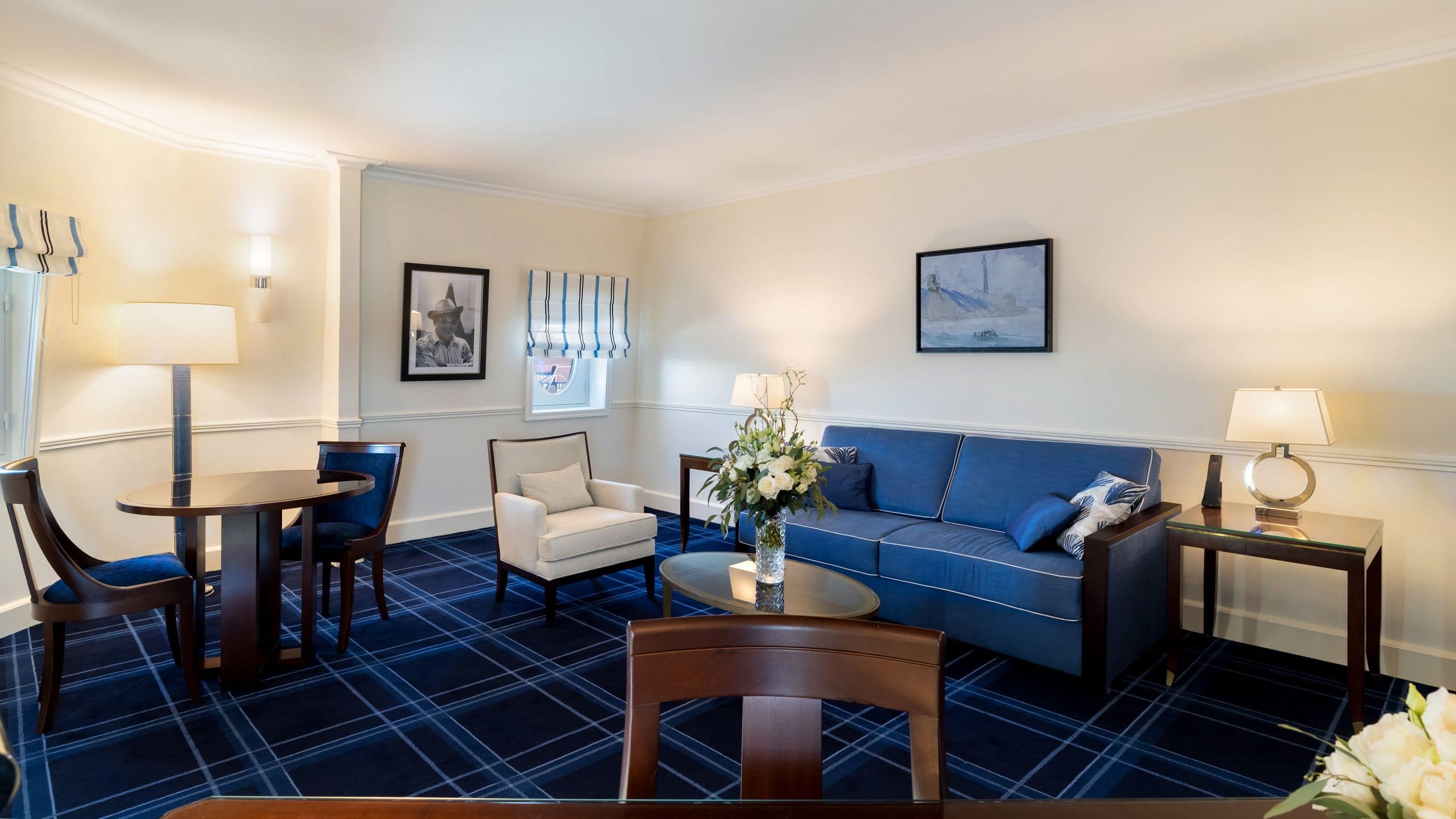 8/11 Hôtel du Palais Biarritz Ambassador Cruise Liner Living