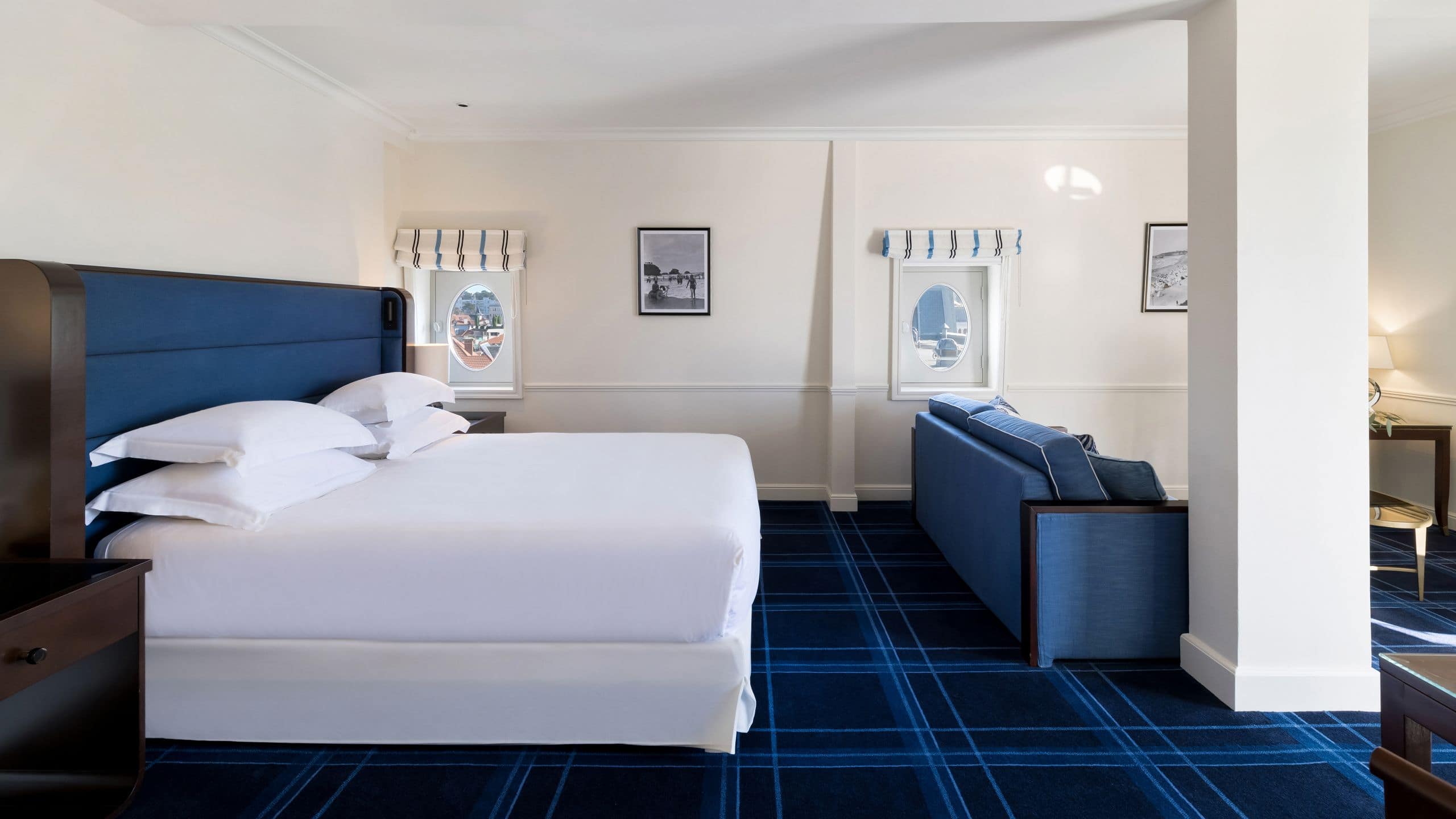 3/7 Hôtel du Palais Biarritz Junior Suite Cruise Liner Bed