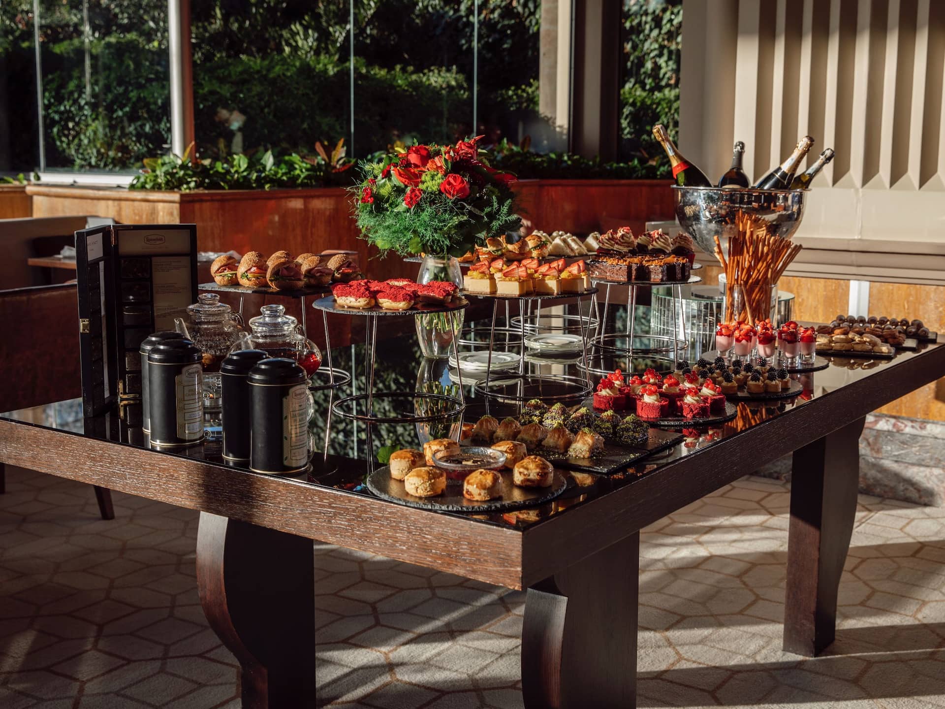 Grand Hyatt Istanbul Tea Time Buffet