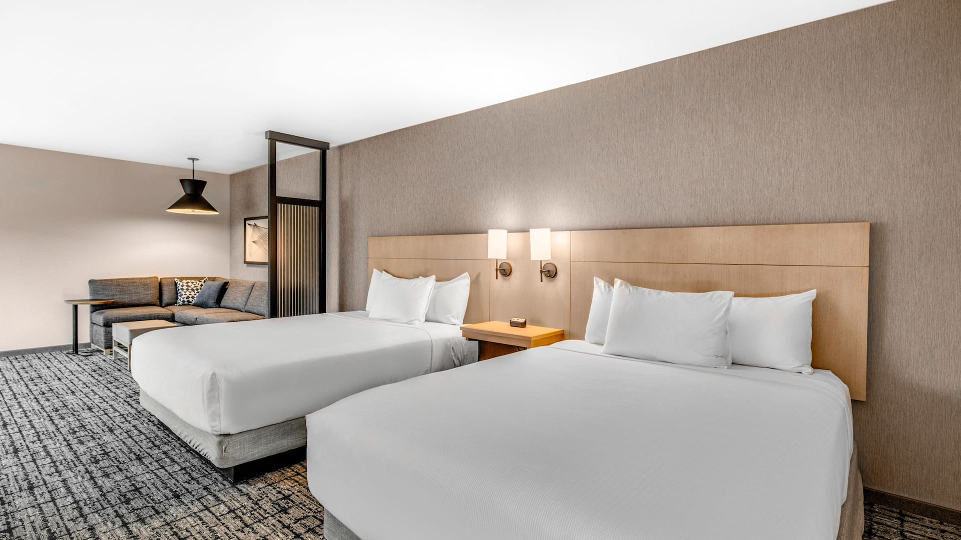 Hyatt Place Colorado Springs / Downtown Accessible Queen Room