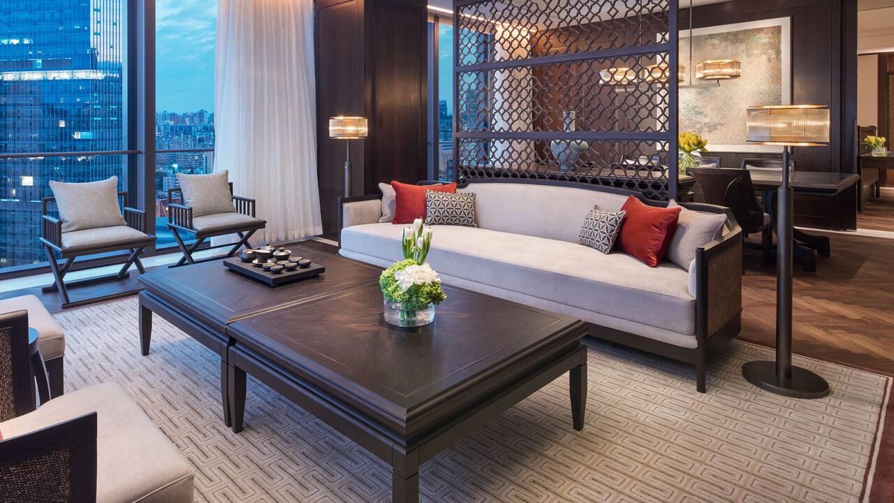Executive Suite Living Room