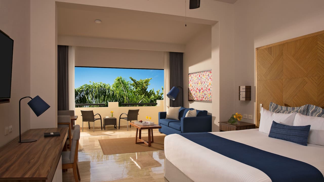 Dreams Sapphire Resort & Spa Junior Suite