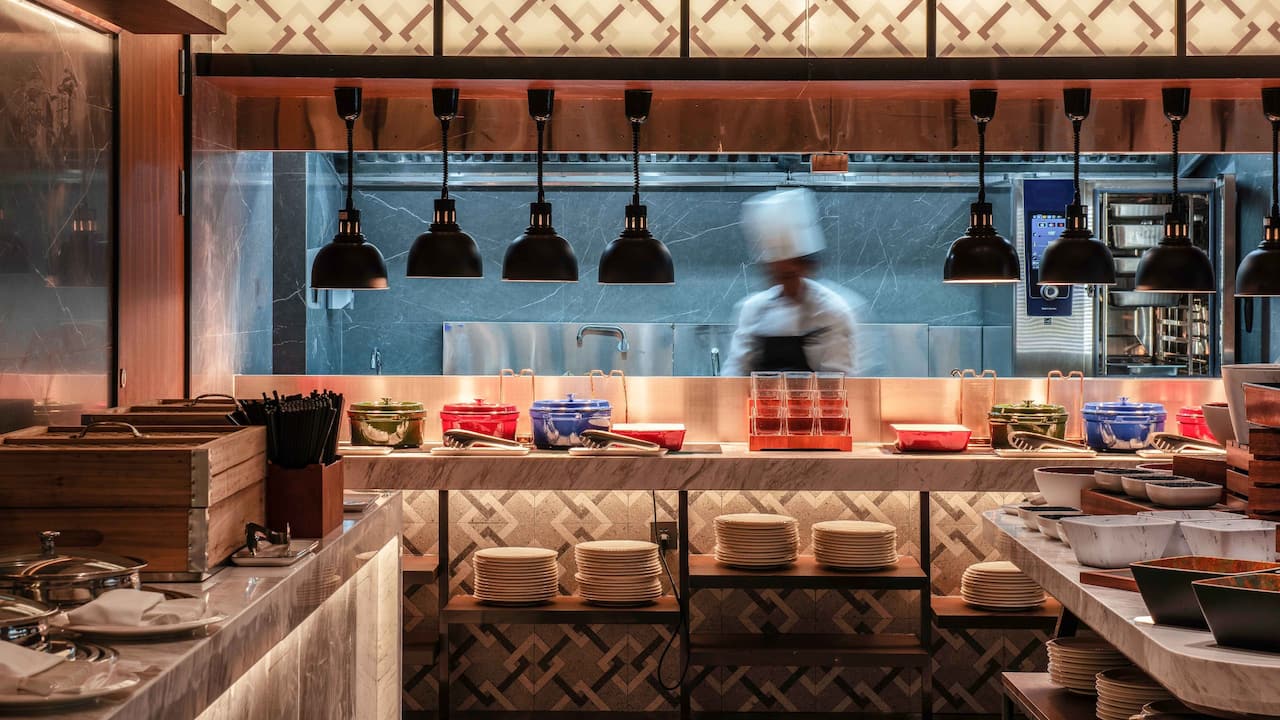 Buffet Chef