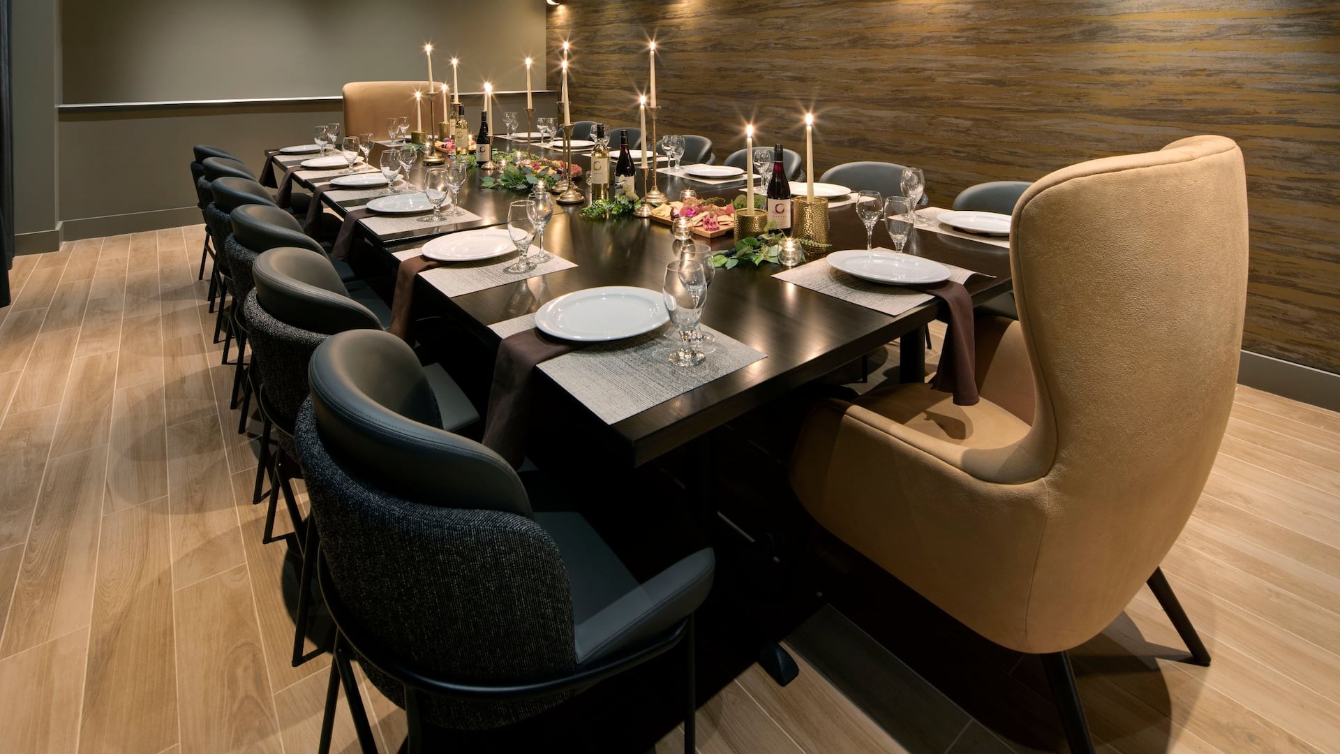Hyatt Regency Milwaukee Bistro 333 Private Dining Head Table