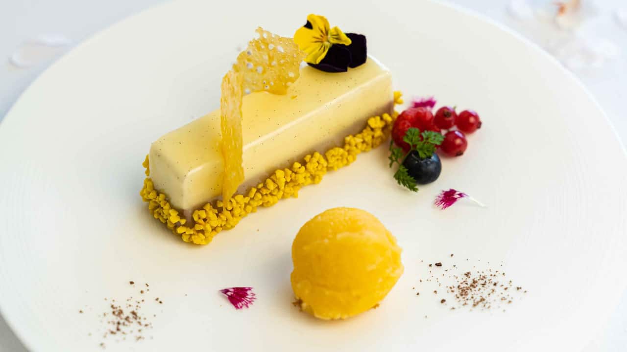 Hyatt Regency Hakone Resort & Spa|  Seasonal Dessert Spring