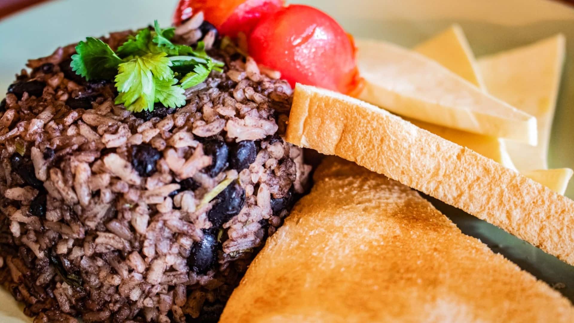 Hyatt Place San Jose/Pinares Breakfast Buffet Gallo Pinto Toast