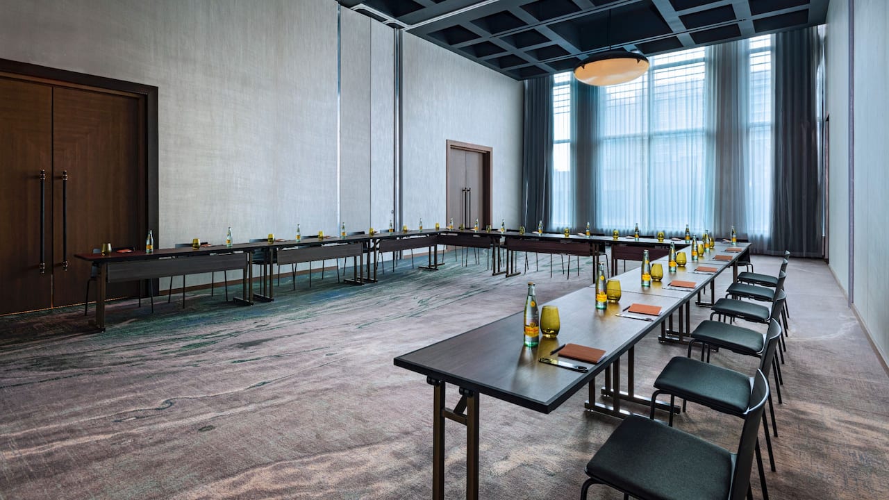 Meetings Events Bass Ushape​