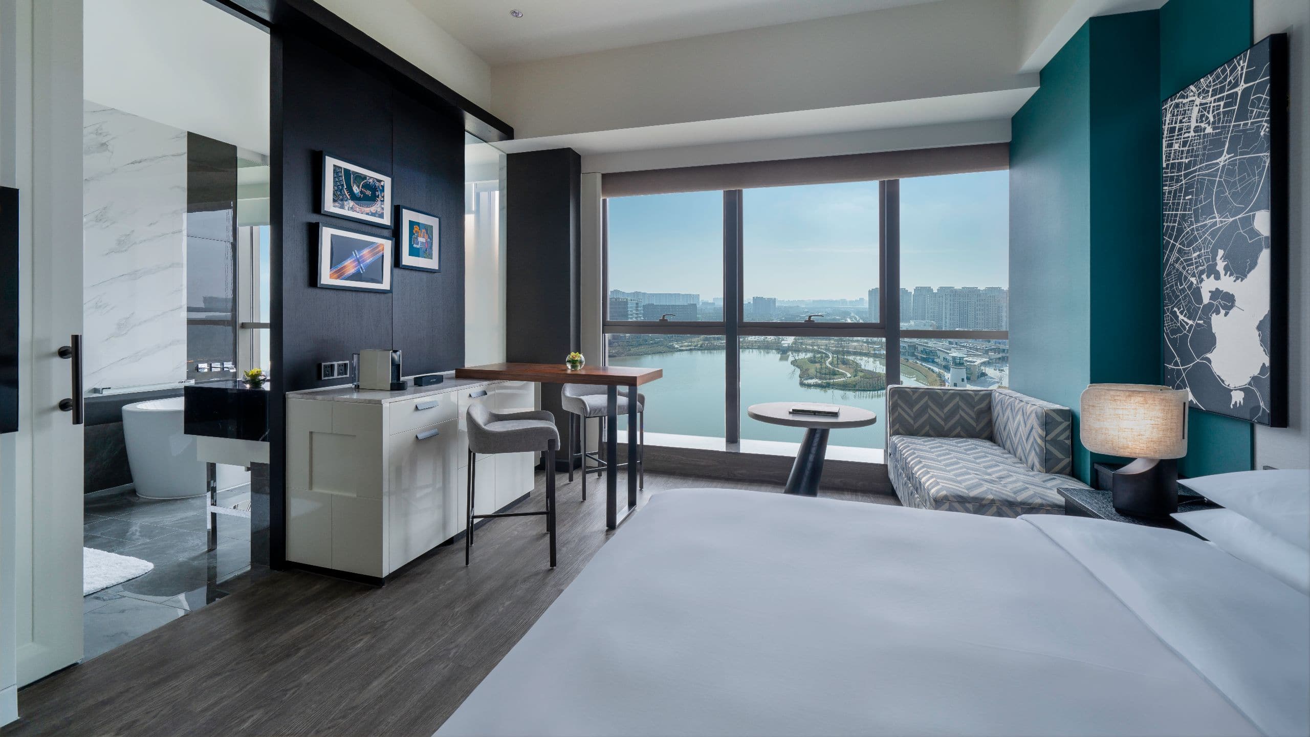 Hyatt Centric Lakeside Ningbo King Lake View Deluxe