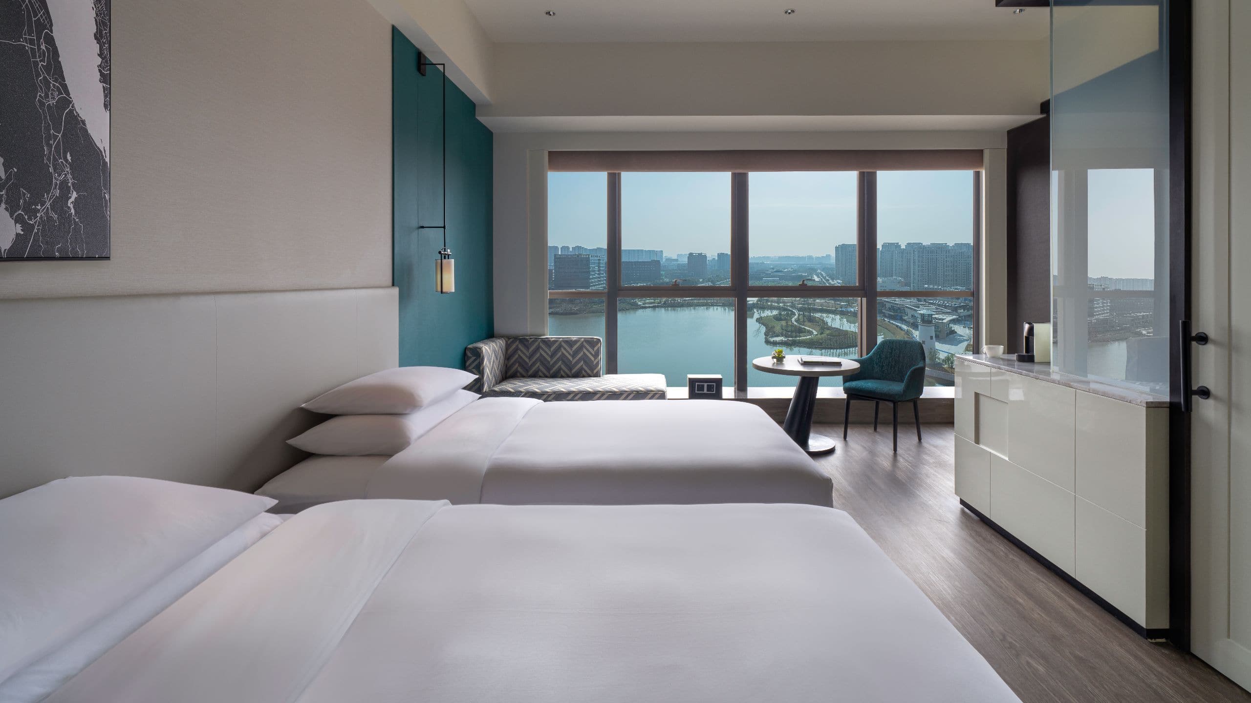 Hyatt Centric Lakeside Ningbo Twin Beds Lake View