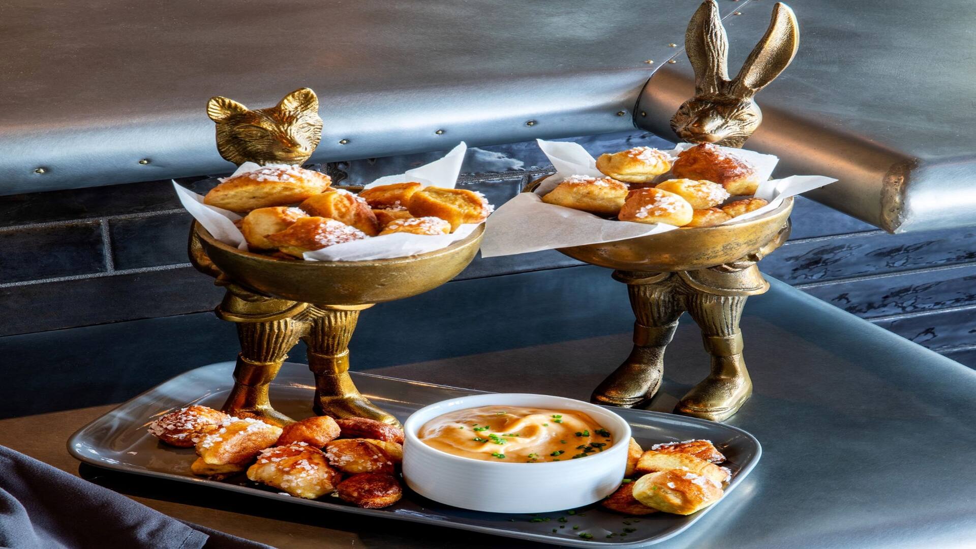 Hyatt Place Harrisonburg Ridge Room Pretzels