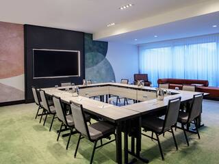 Hyatt Centric Buckhead Atlanta Stoneware Meeting Room