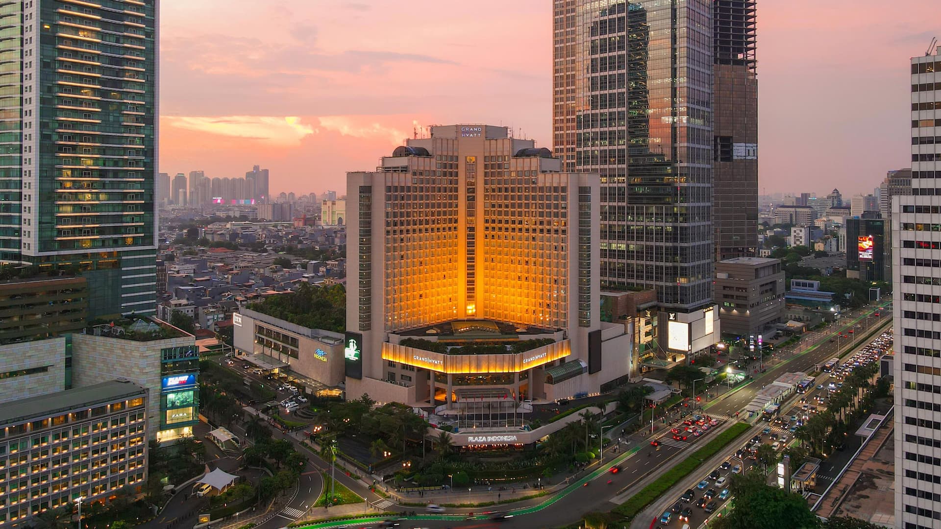 The Grand Hyatt Hotel, Jakarta - Map, Parking and Transportation Information